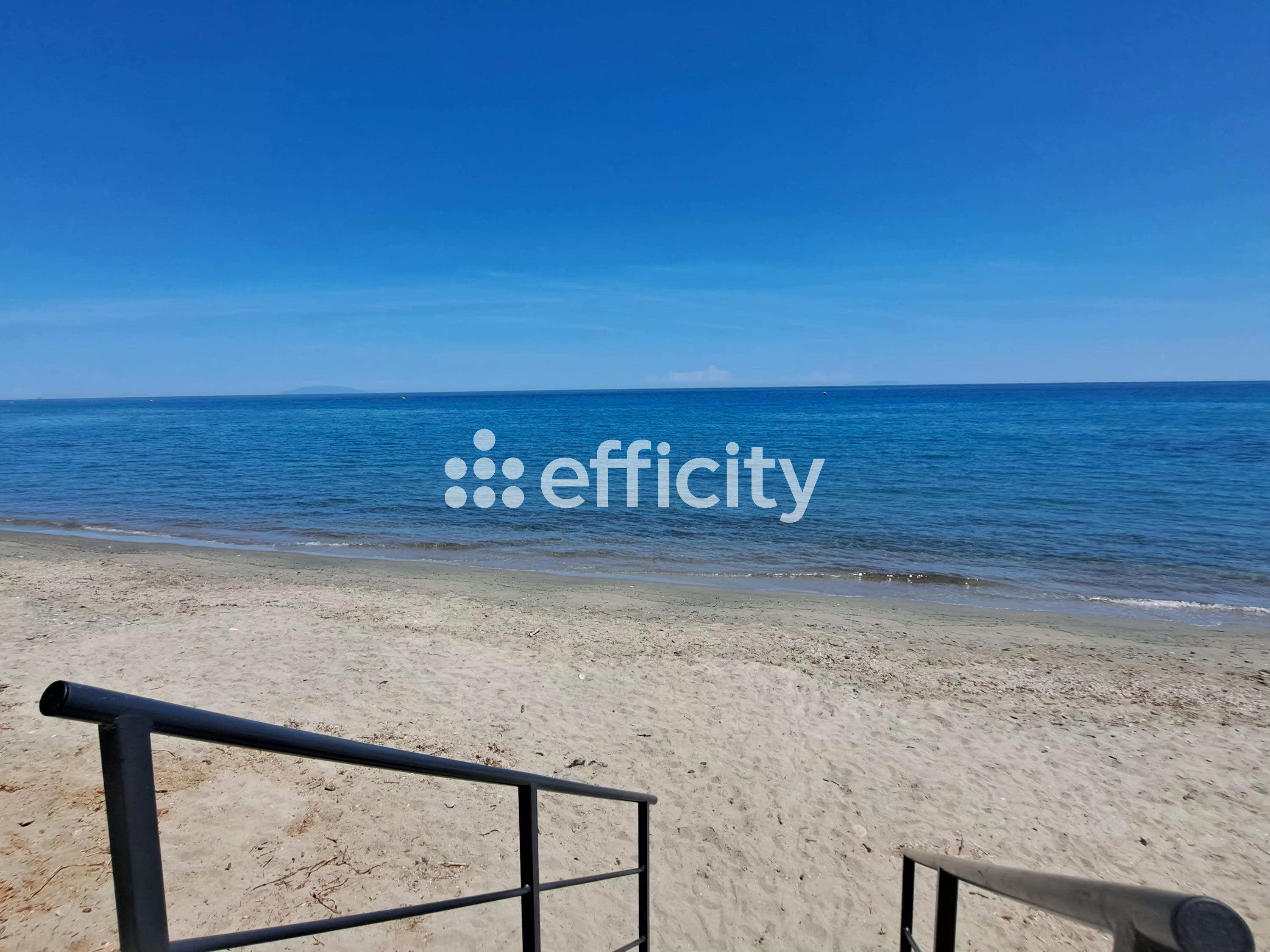 Appartement 3 pièces 70 m² · à Sainte-Lucie-de-Moriani · 70 m² · 242 000 €