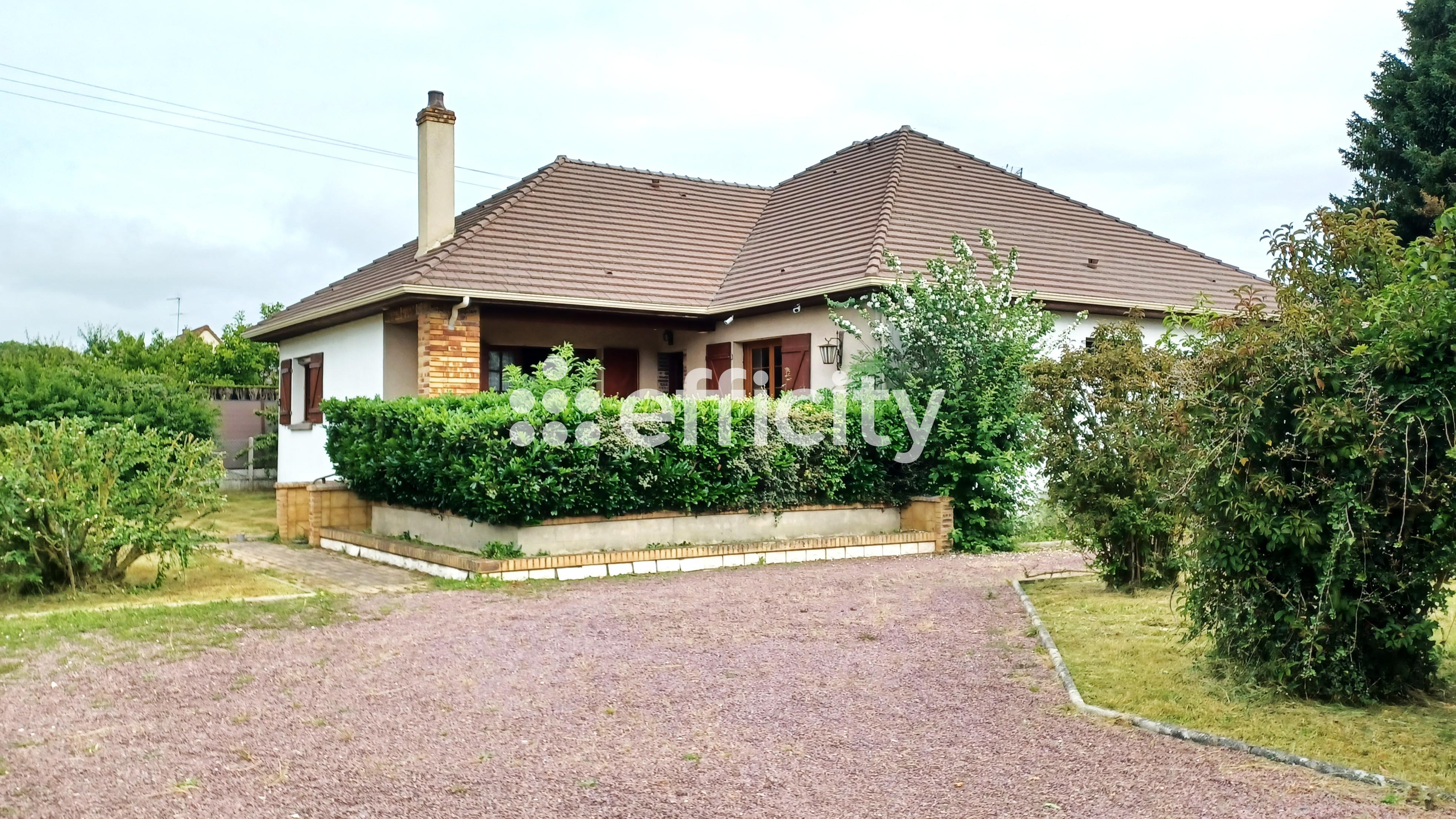 Maison 7 pièces 163 m² · à Étrépagny · 163 m² · 252 000 €