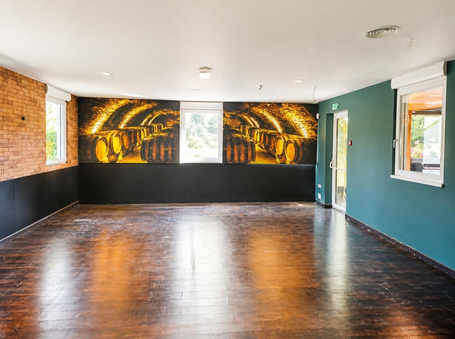 Local commercial 3 pièces 200 m² · à Pfastatt · 200 m² · 649 000 €