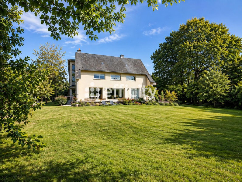 maison 8 pièces - 220m2 à Vern-sur-Seiche (35770)