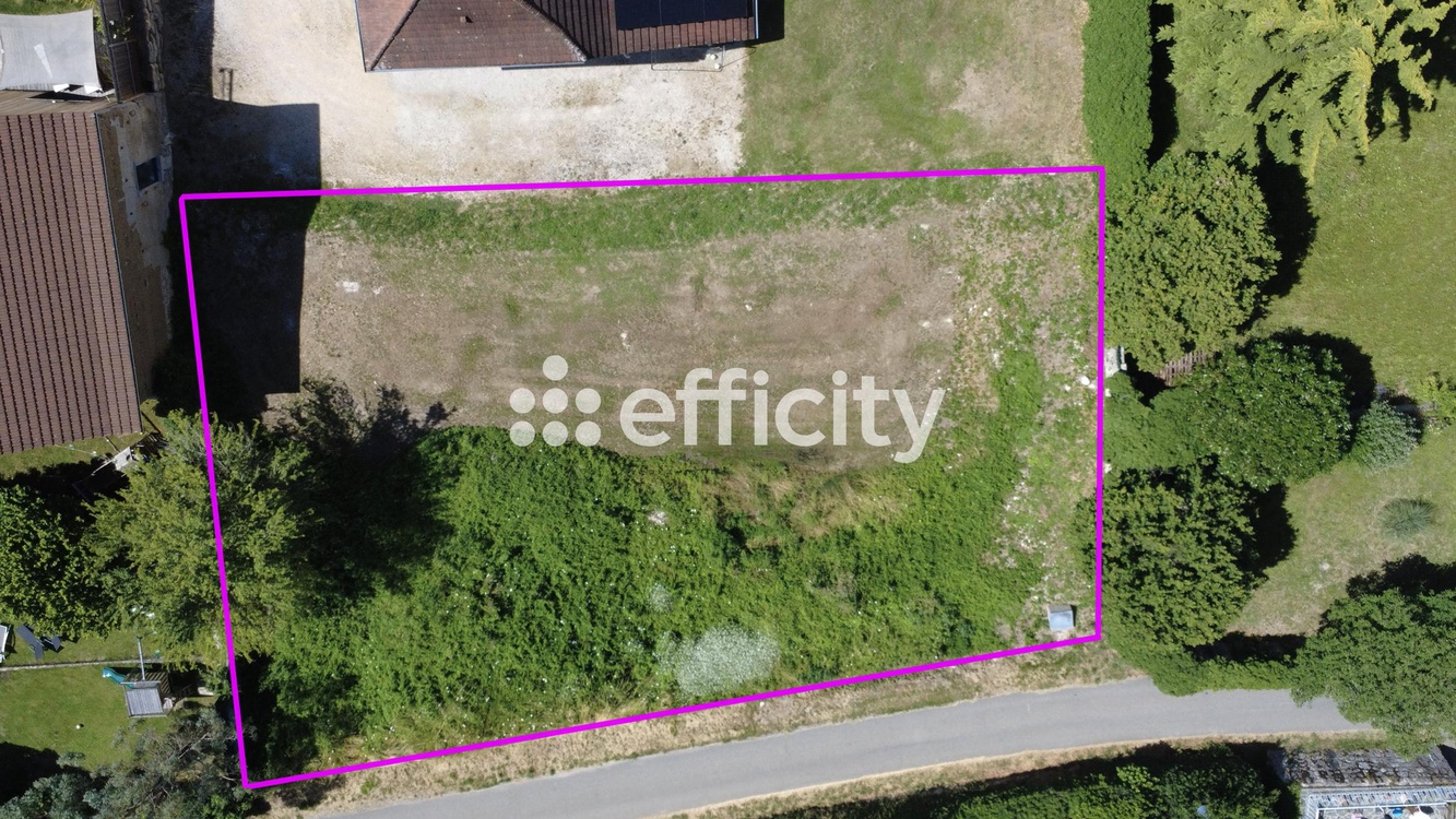 terrain  - 971,0m2 à Saint-Genix-les-Villages (73240)