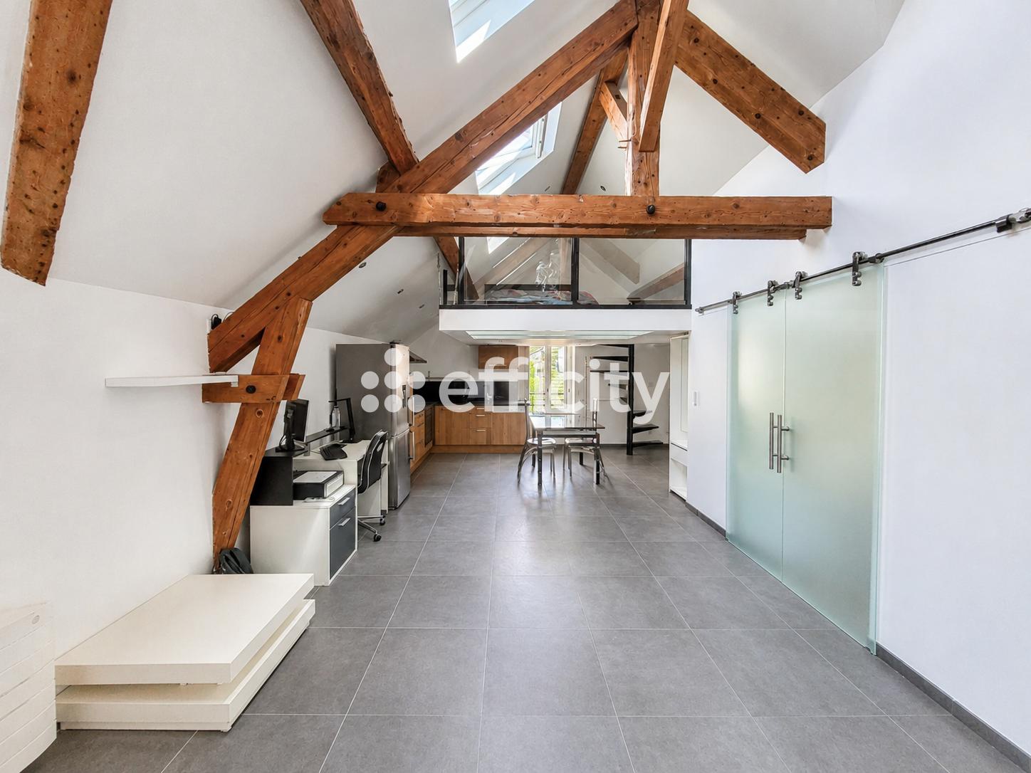 Appartement 1 pièce 43 m² · à Charbonnières-les-Bains · 43 m² · 229 000 €