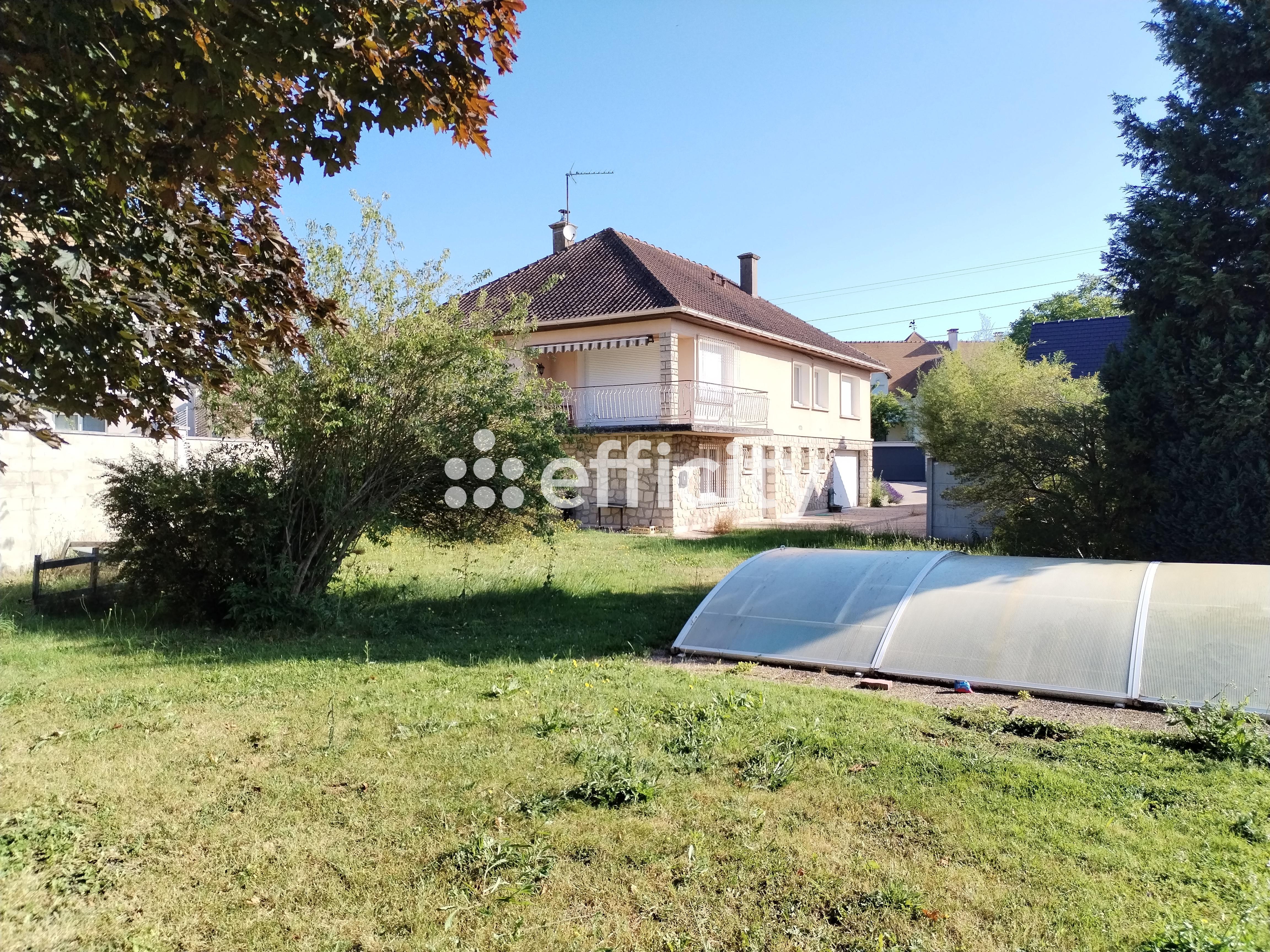 Maison 7 pièces 225 m² · à Plaisir · 225 m² · 598 000 €