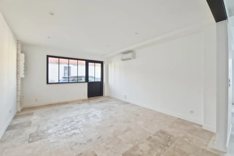 Photo illustration