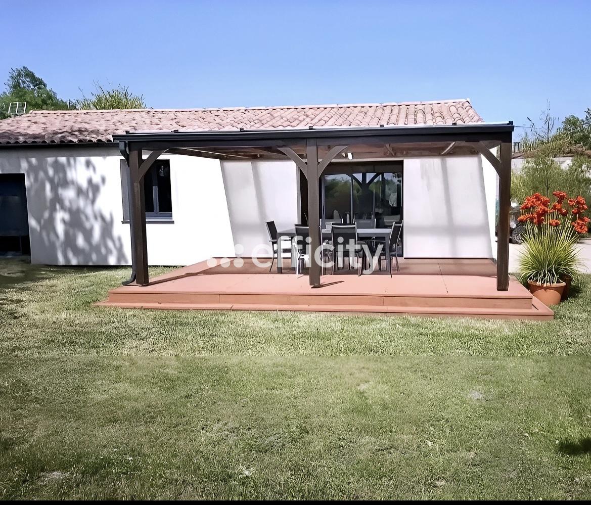 Maison 4 pièces 106 m² · à Courbillac · 106 m² · 173 000 €