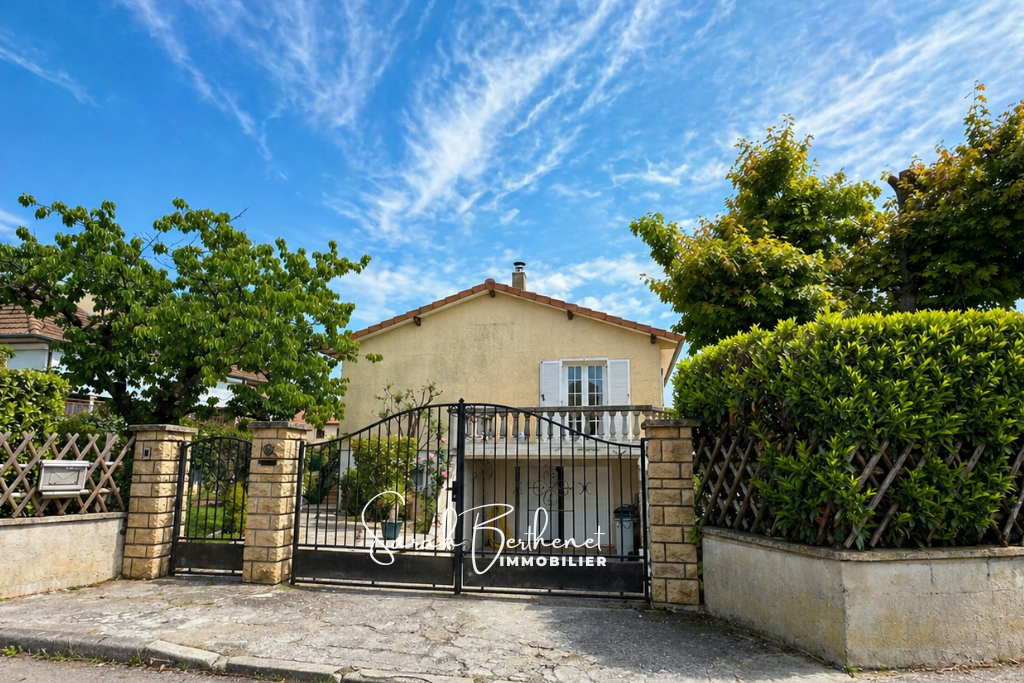Maison 6 pièces 146 m² · à Corbas · 146 m² · 339 000 €