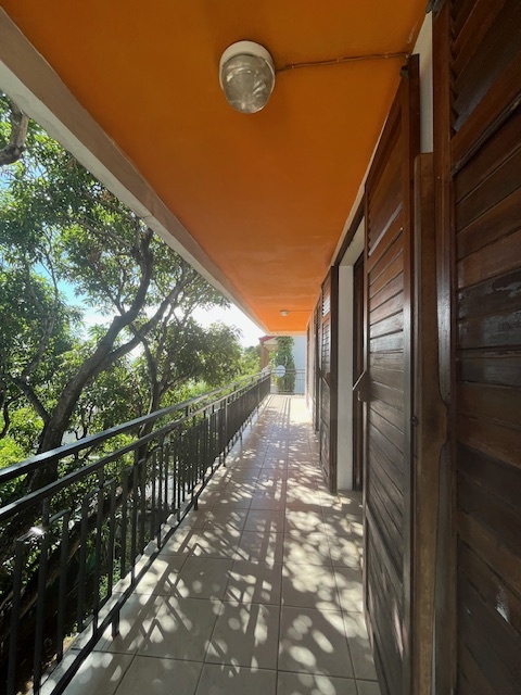 Maison 8 pièces 199 m² · à Saint-Denis · 199 m² · 540 800 €
