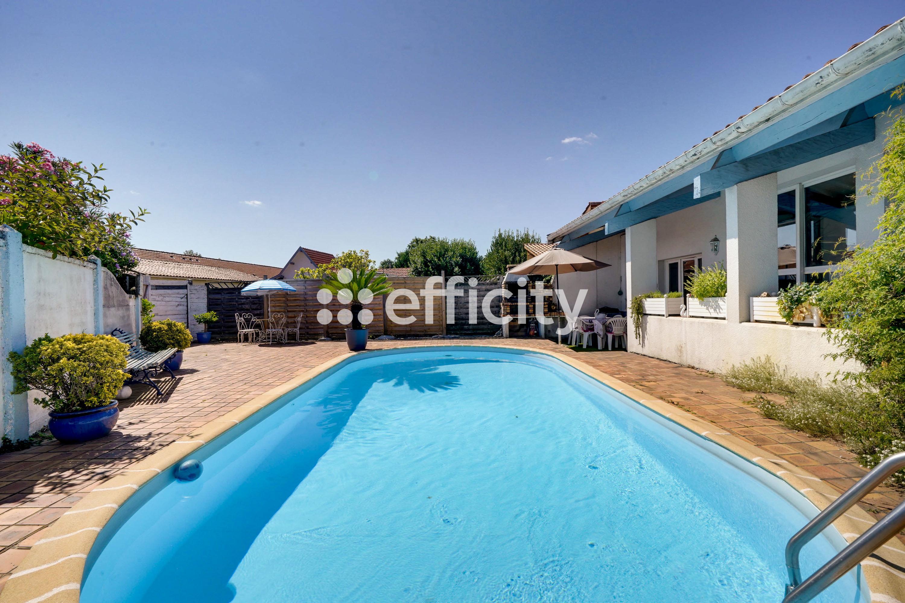 Maison 5 pièces 127 m² · à Gujan-Mestras · 127 m² · 441 000 €