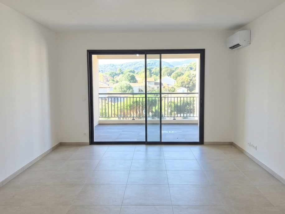 Appartement 3 pièces 69 m² · à Penta-Di-Casinca · 69 m² · 215 000 €