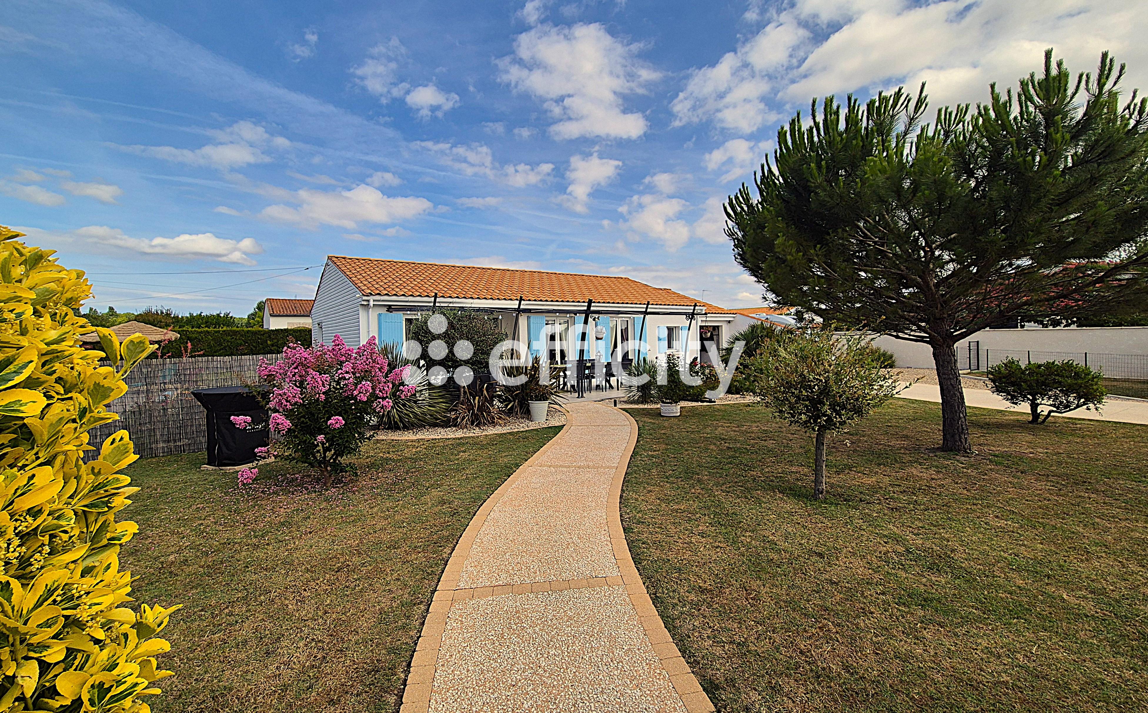 Maison 4 pièces 99 m² · à Saujon · 99 m² · 329 680 €