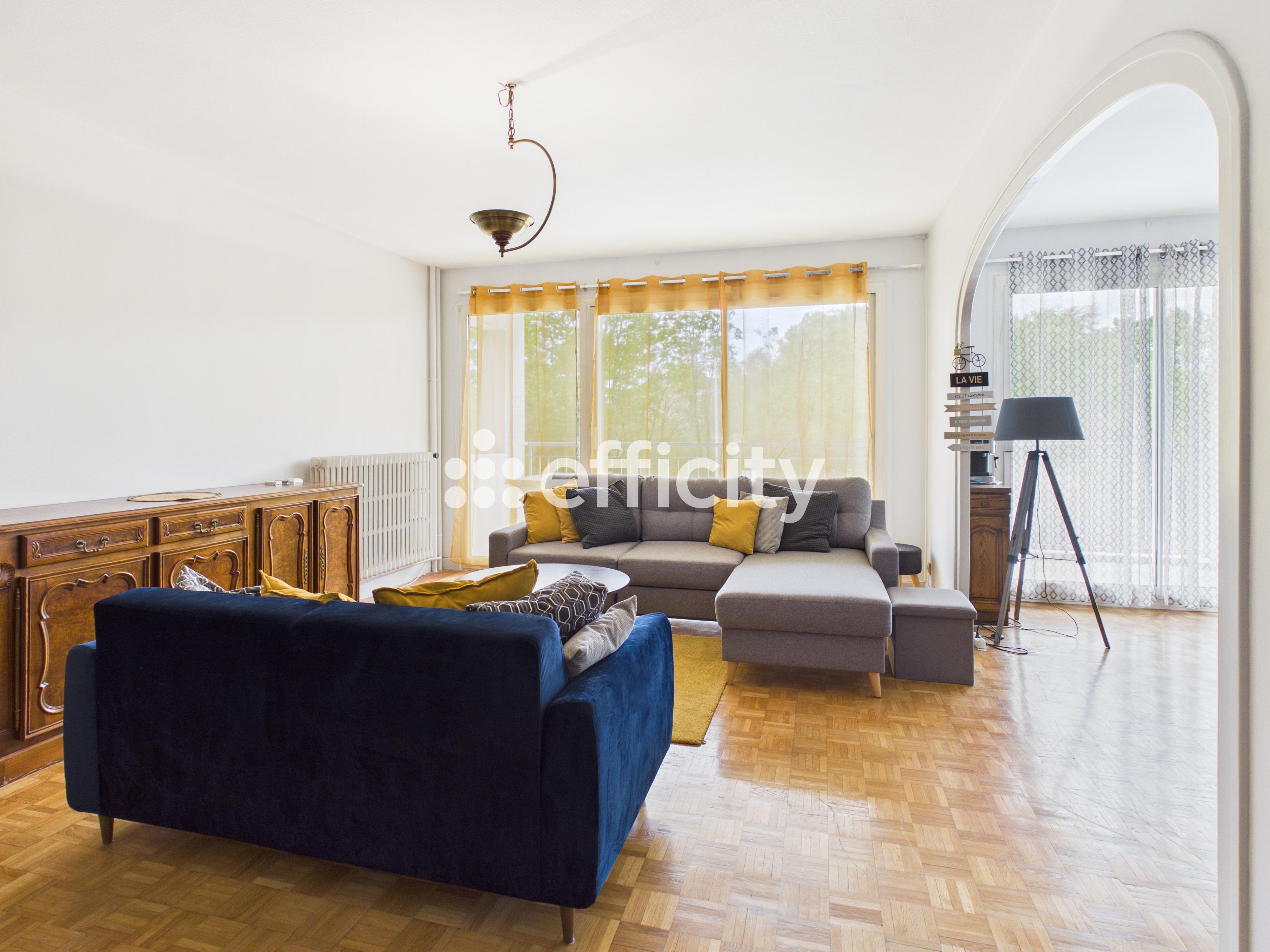 Appartement 4 pièces 91 m² · à Bourg-en-Bresse · 91 m² · 110 000 €