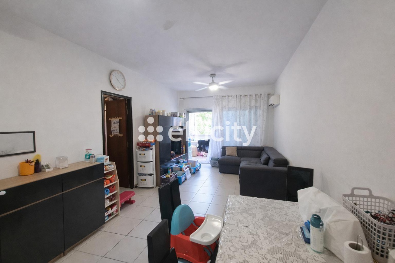 Appartement 3 pièces 70 m² · à Saint-Denis · 70 m² · 215 000 €