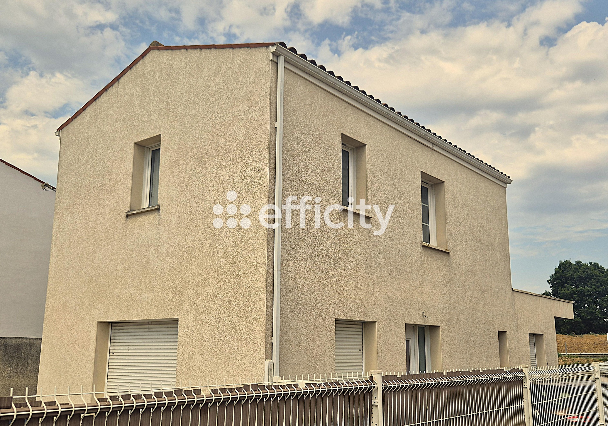 immeuble 4 pièces - 99m2 à Saujon (17600)
