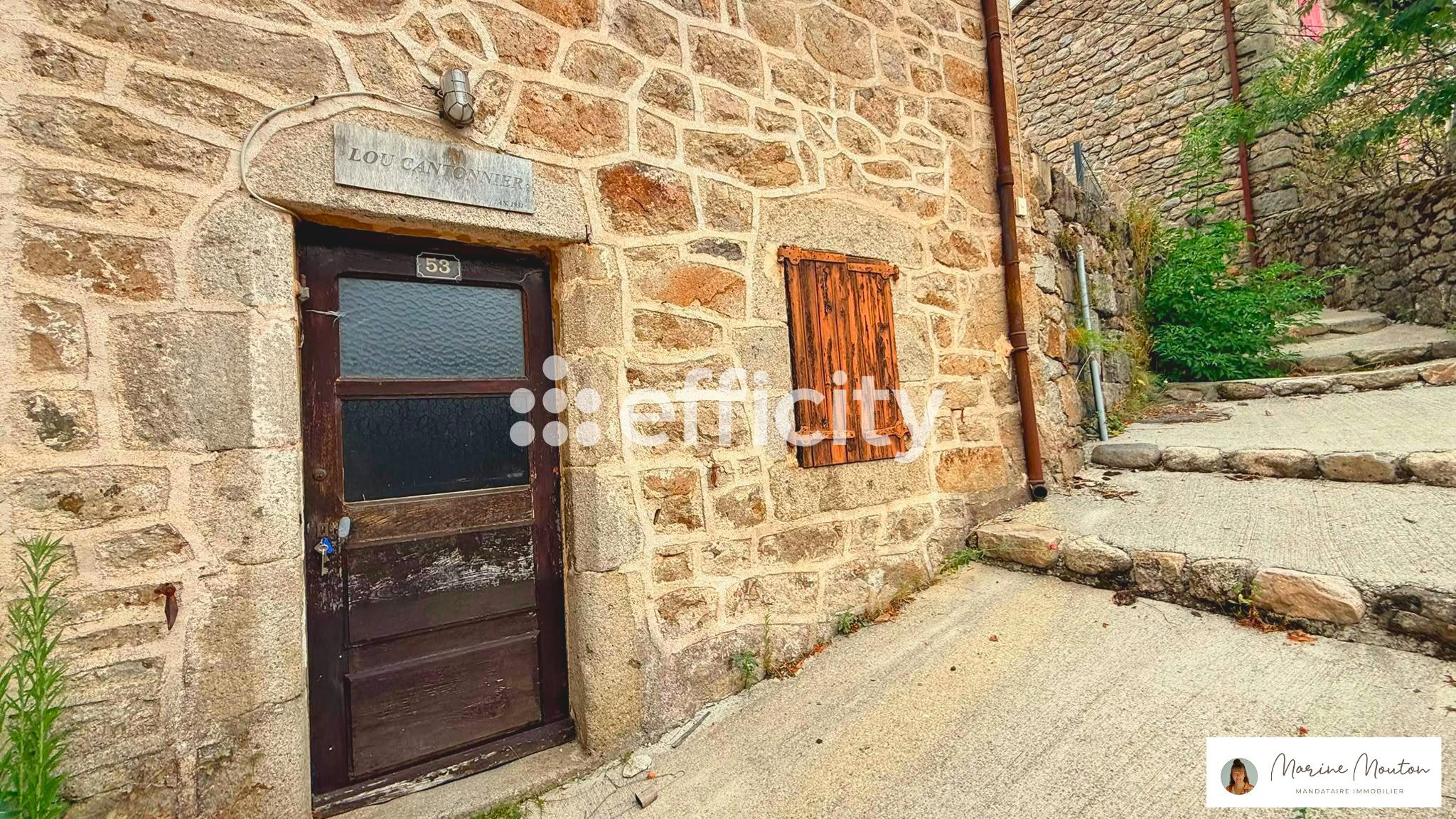 Maison 4 pièces 40 m² · à Marcols-les-Eaux · 40 m² · 30 000 €