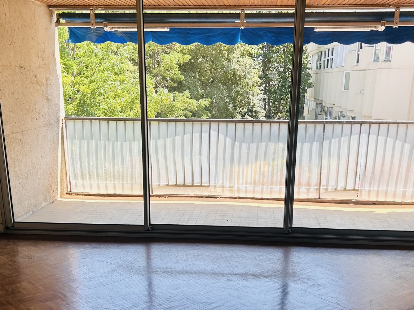 appartement 3 pièces - 92m2 à Marseille (13008)