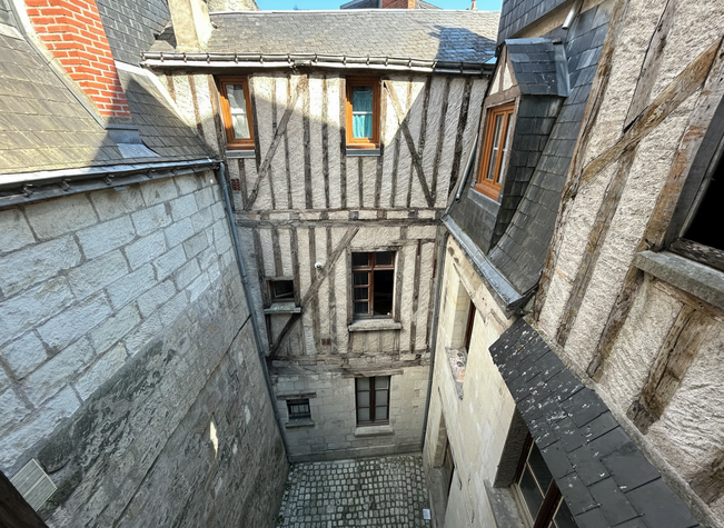 appartement 2 pièces - 46m2 à Tours (37000)