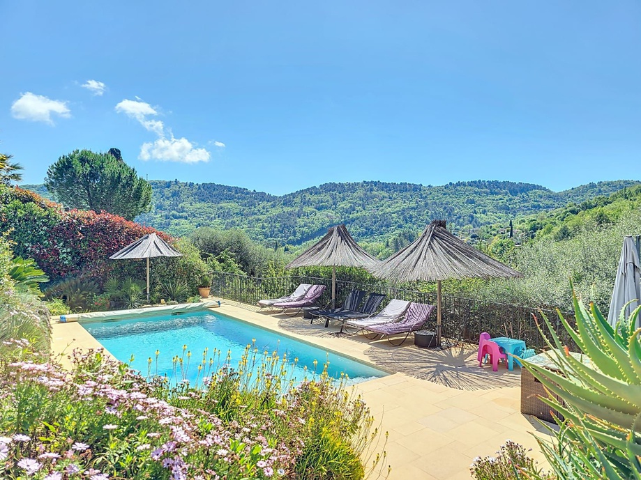 maison 6 pièces - 166m2 à Le Bar-sur-Loup (06620)