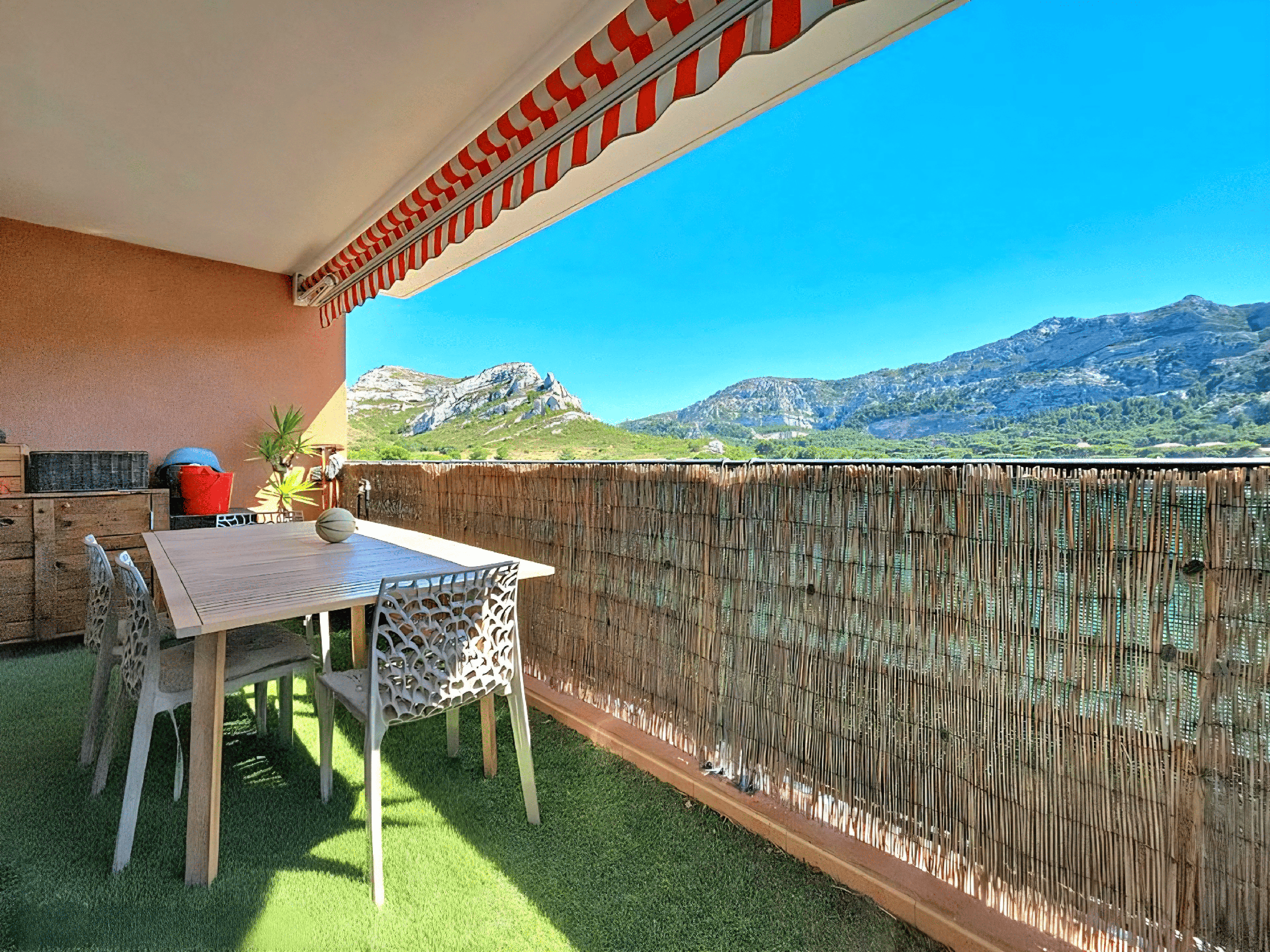 appartement 3 pièces - 71m2 à Marseille (13009)