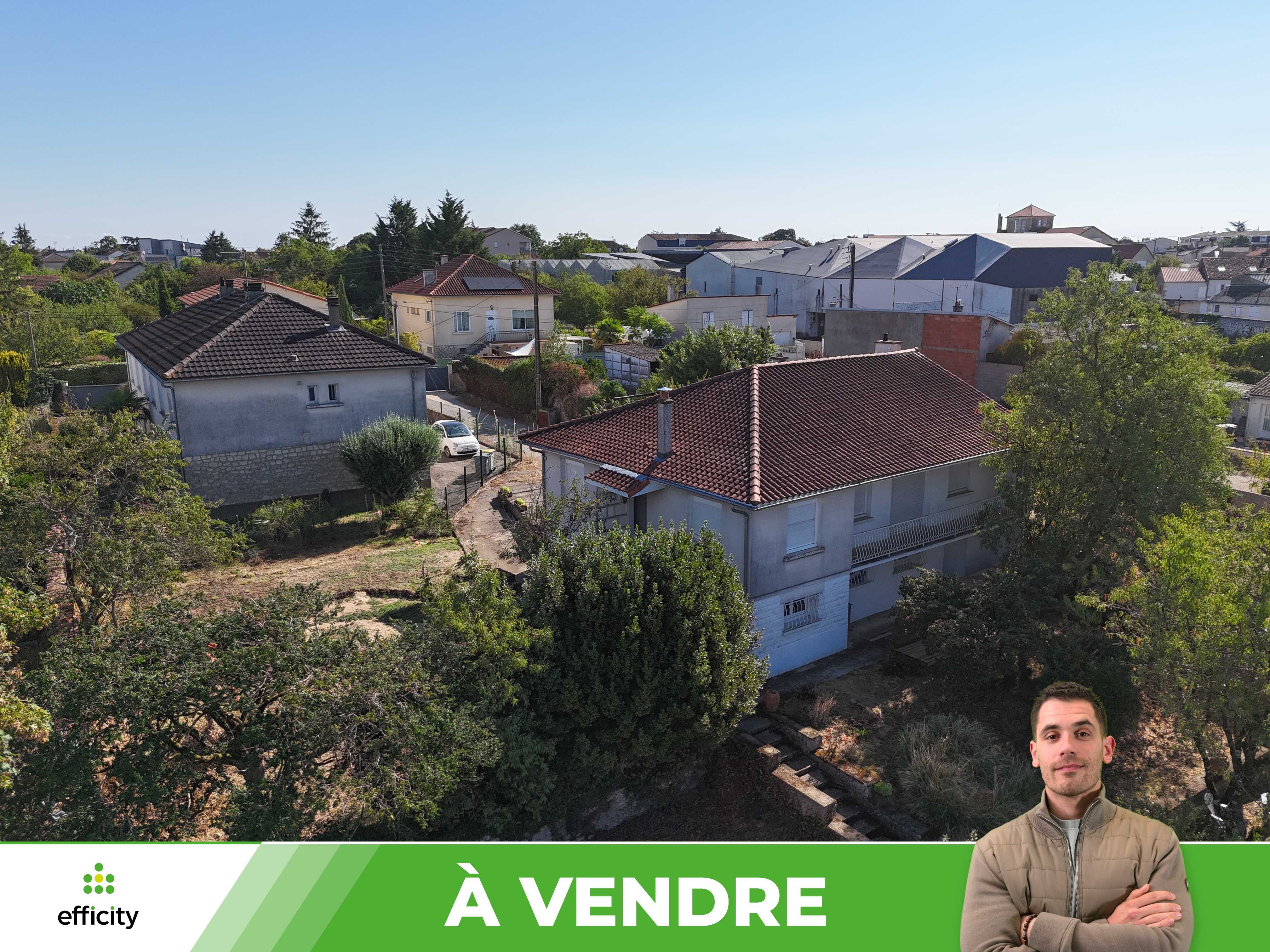 Maison 6 pièces 109 m² · à Poitiers · 109 m² · 221 000 €