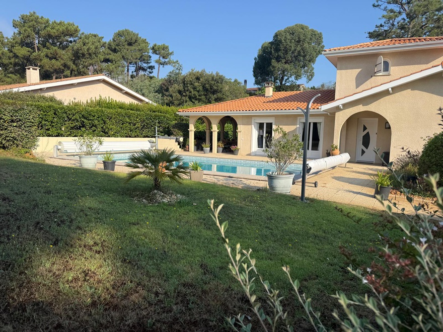 maison 7 pièces - 160m2 à Lacanau (33680)