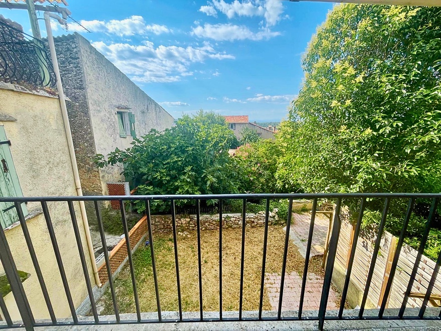 maison 5 pièces - 73m2 à Esparron-de-Pallières (83560)