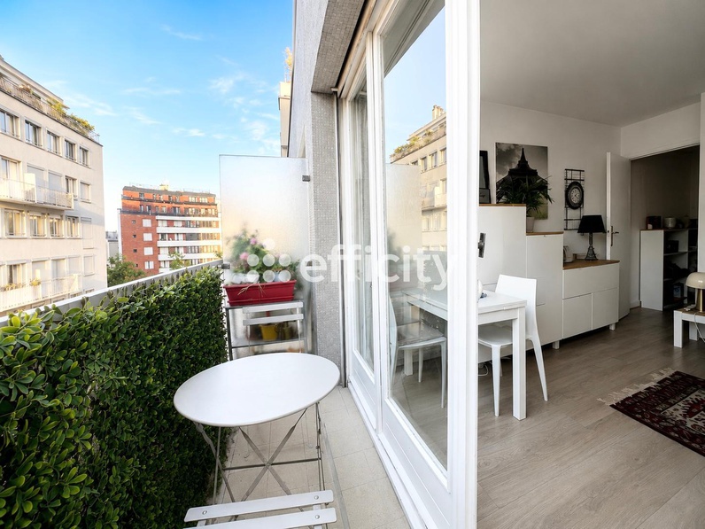 appartement 1 pièces - 25,2m2 à Paris (75015)