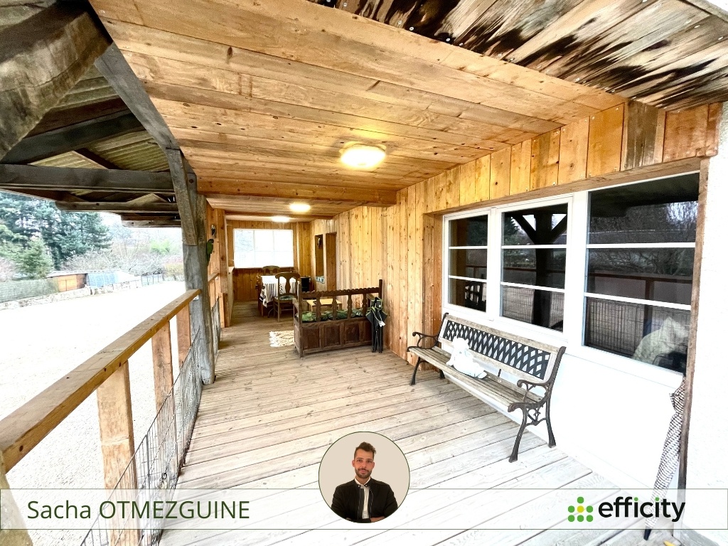 Maison 7 pièces 245 m² · à Tournon-Saint-Martin · 245 m² · 169 000 €