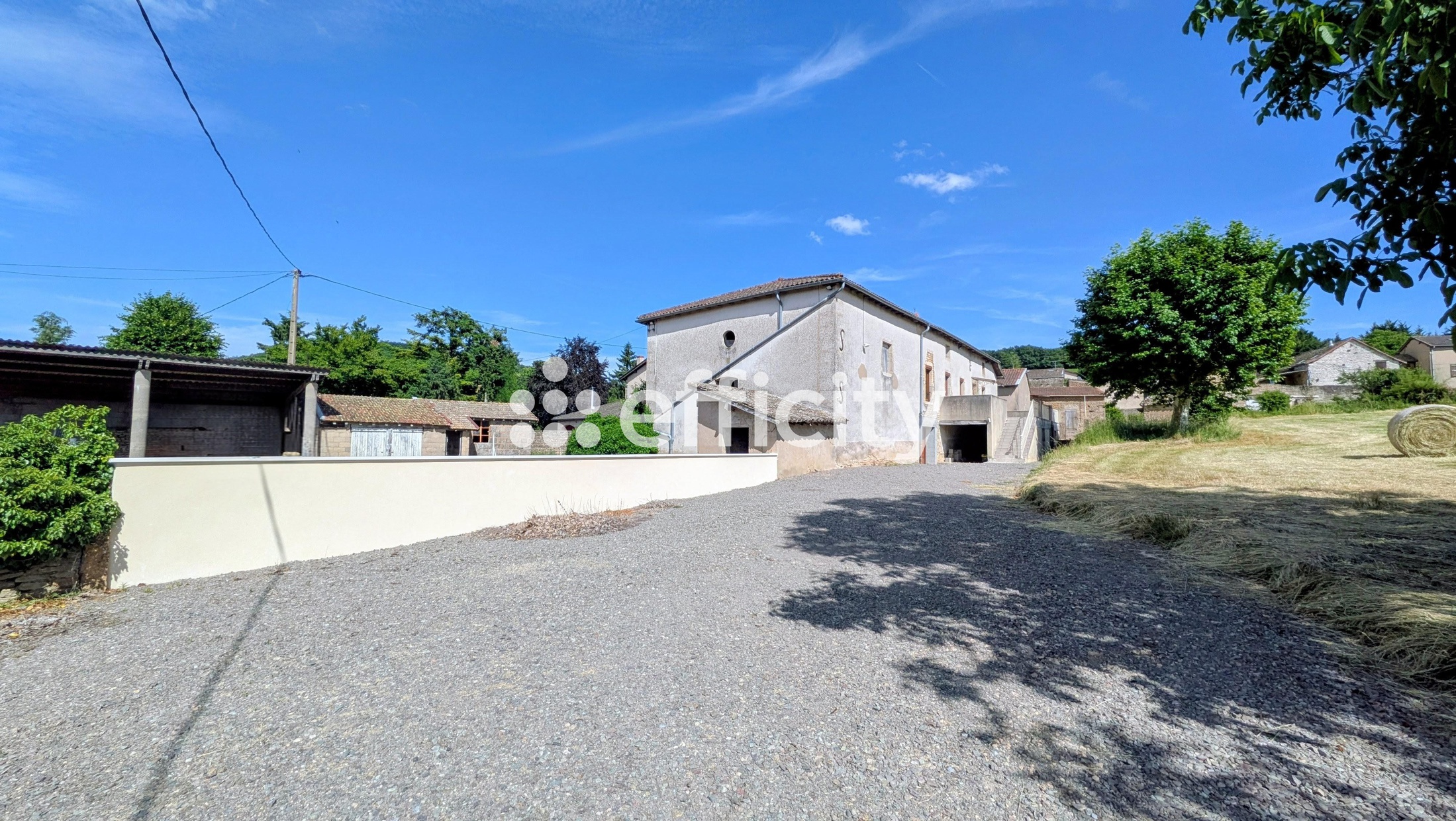 maison 7 pièces - 236m2 à Verzé (71960)