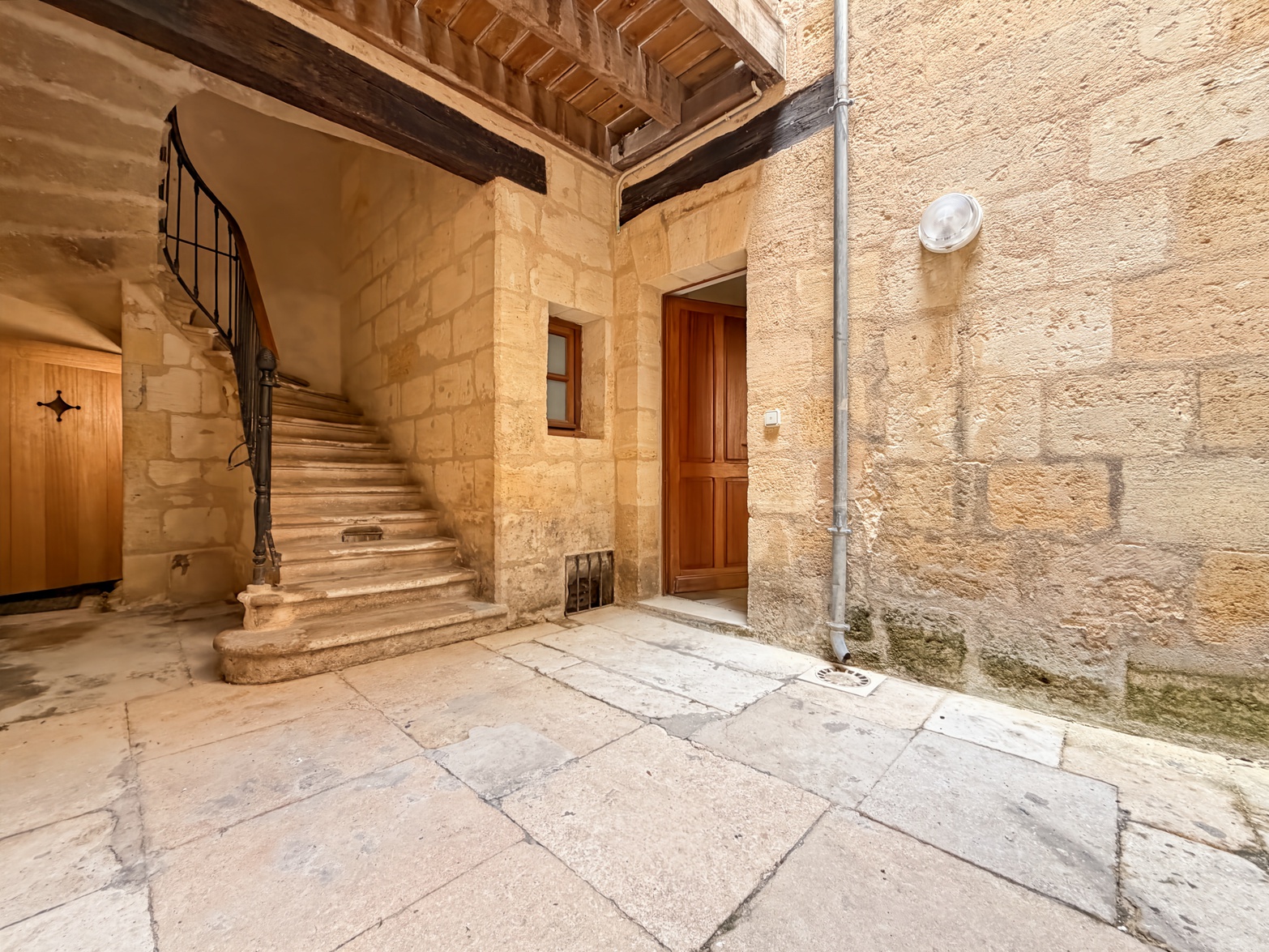 appartement 2 pièces - 30m2 à Bordeaux (33000)