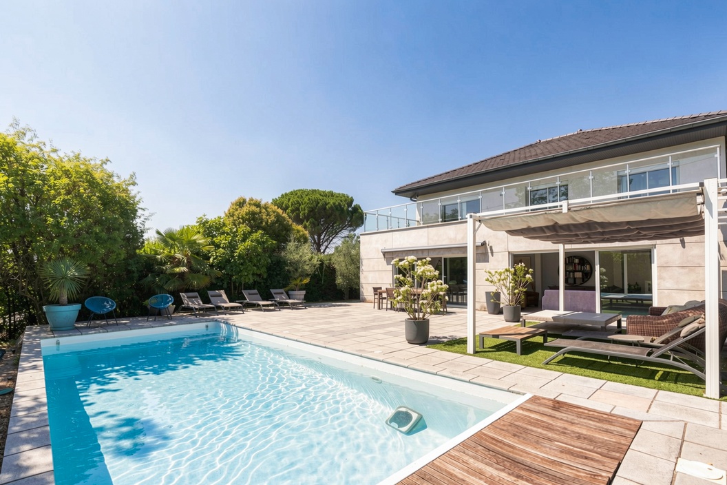 maison 6 pièces - 235m2 à Corbas (69960)