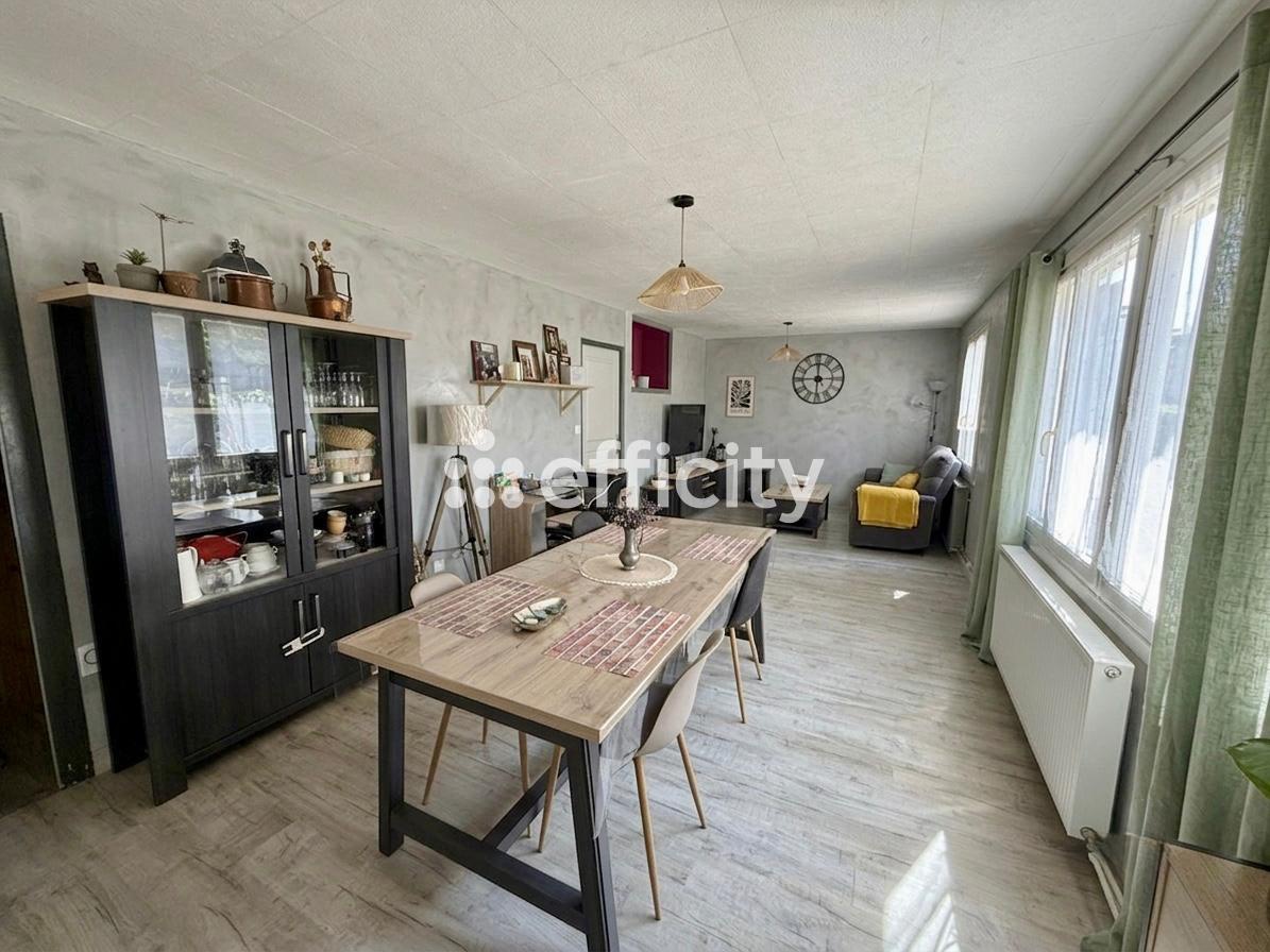 Maison 4 pièces 65 m² · à Saint-Maximin · 65 m² · 220 000 €