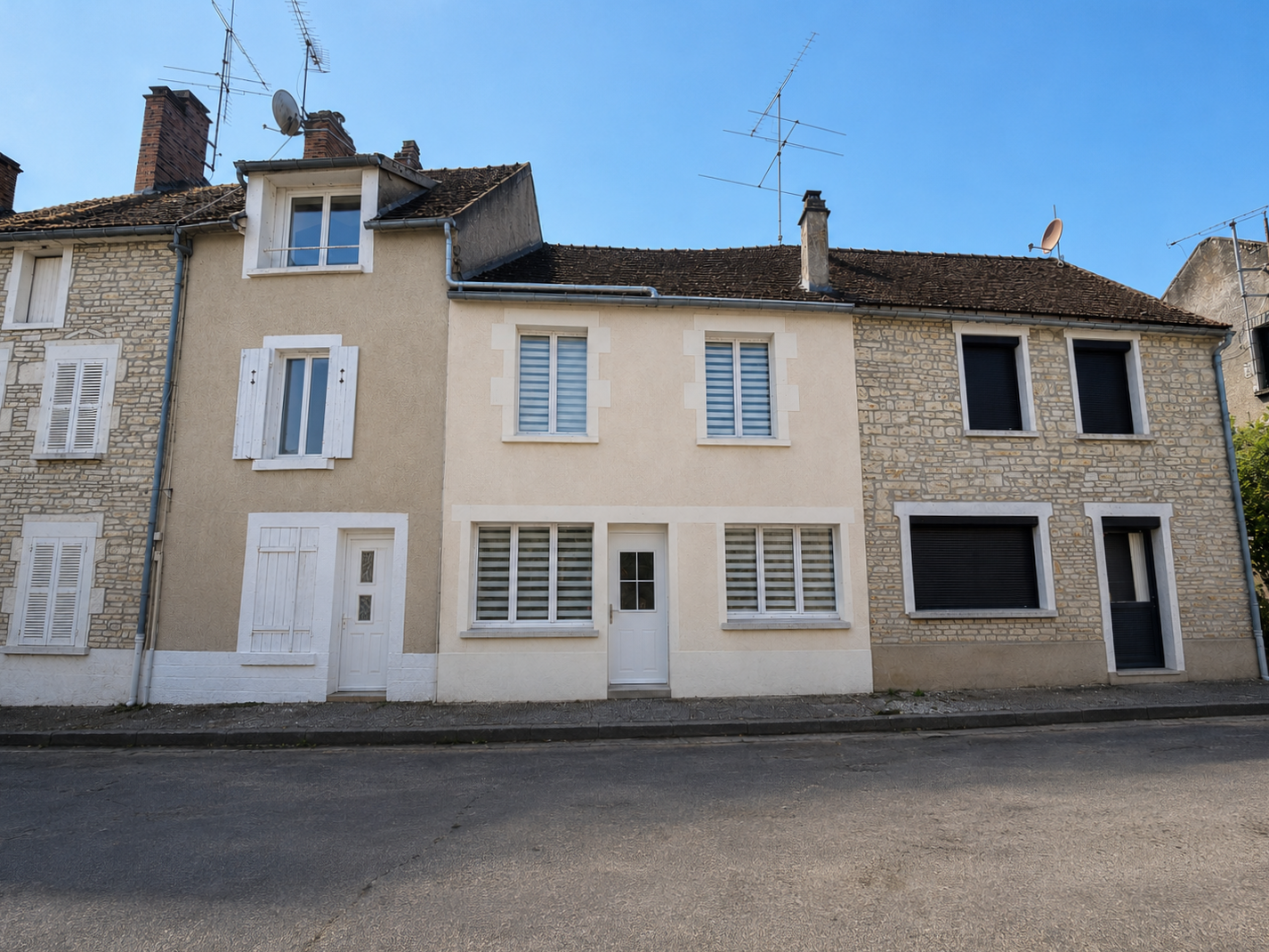 Maison 4 pièces 87 m² · à Bessy-sur-Cure · 87 m² · 105 000 €