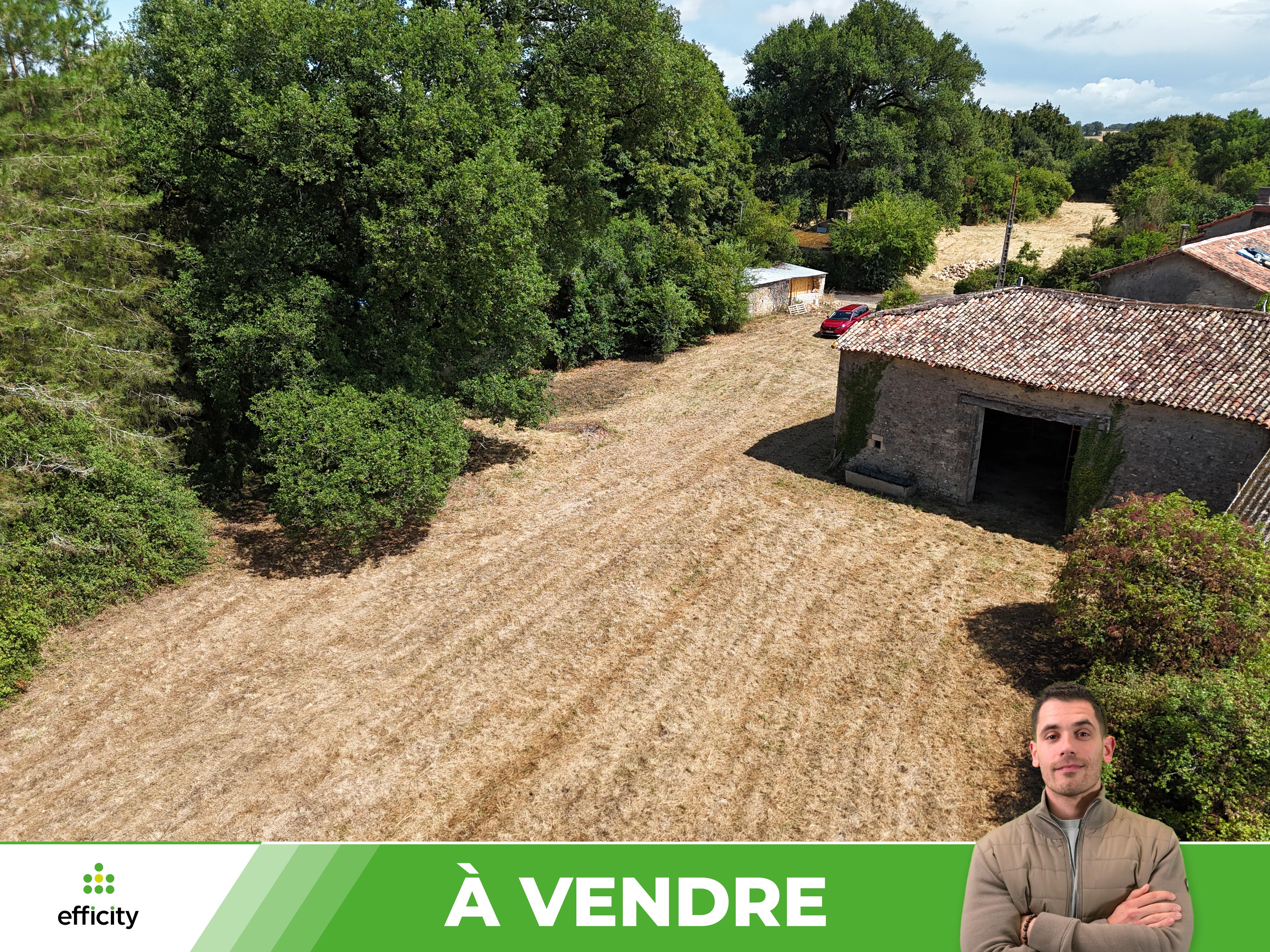 Maison 5 pièces 171 m² · à Champagné-Saint-Hilaire · 171 m² · 29 000 €