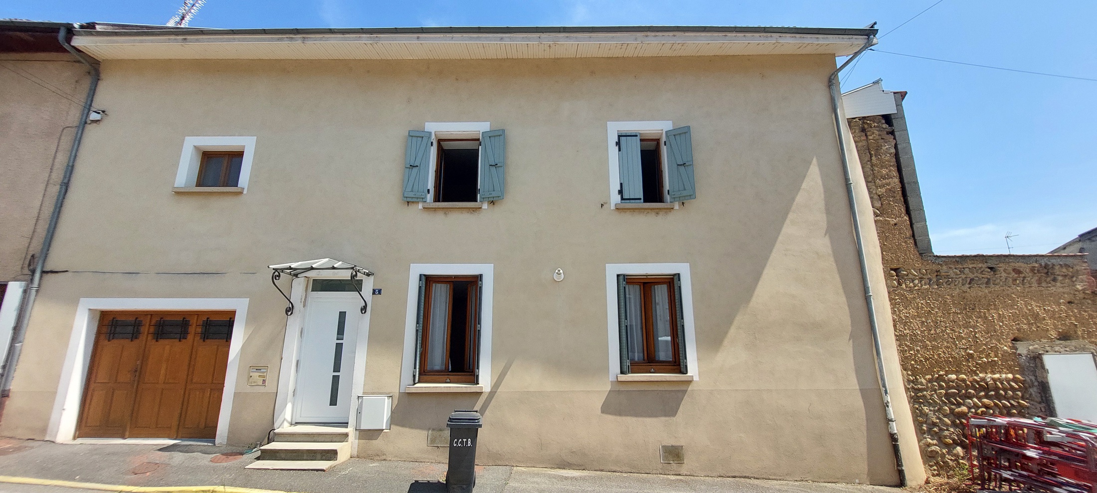 maison 3 pièces - 82m2 à Beaurepaire (38270)