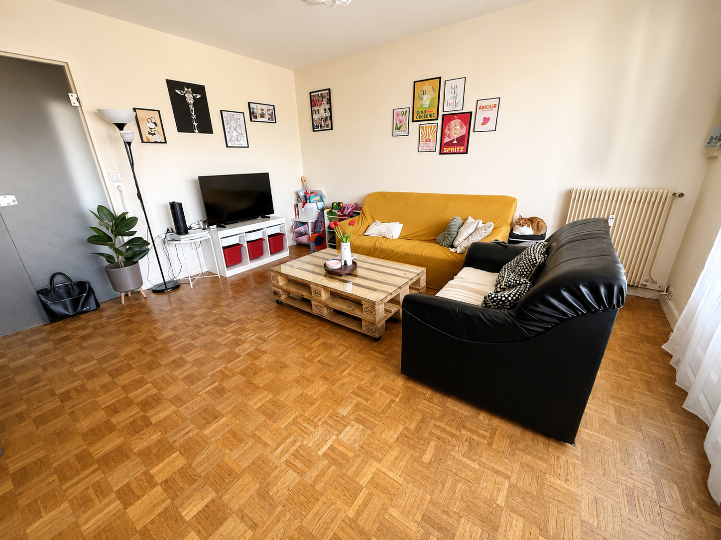 Appartement 3 pièces 83 m² · à Dijon · 83 m² · 180 000 €