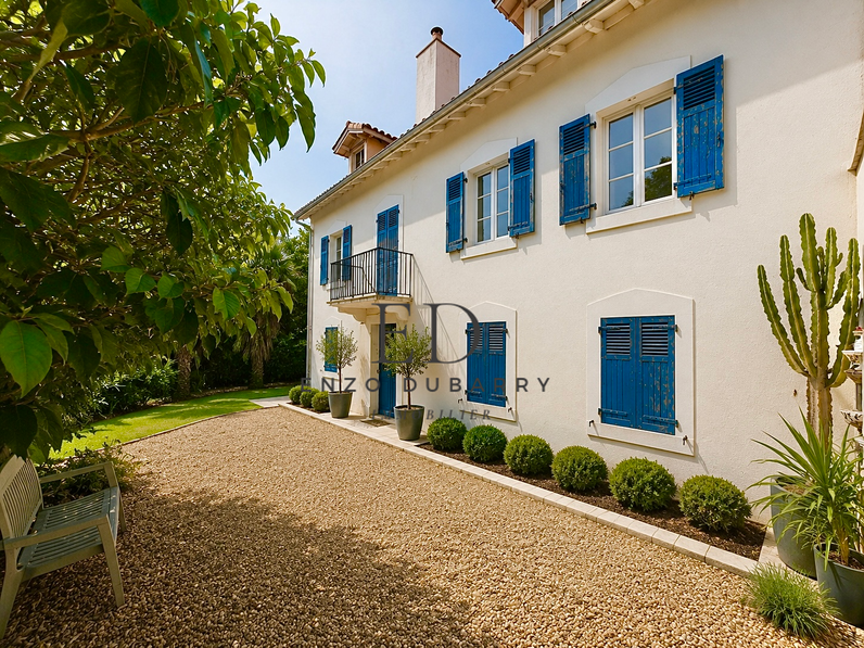 maison 6 pièces - 150m2 à Biarritz (64200)