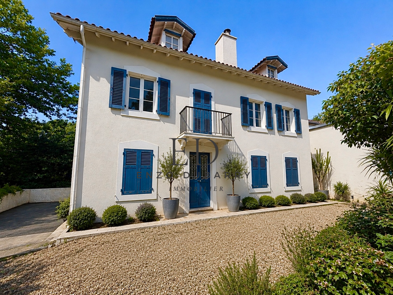 maison 6 pièces - 150m2 à Biarritz (64200)
