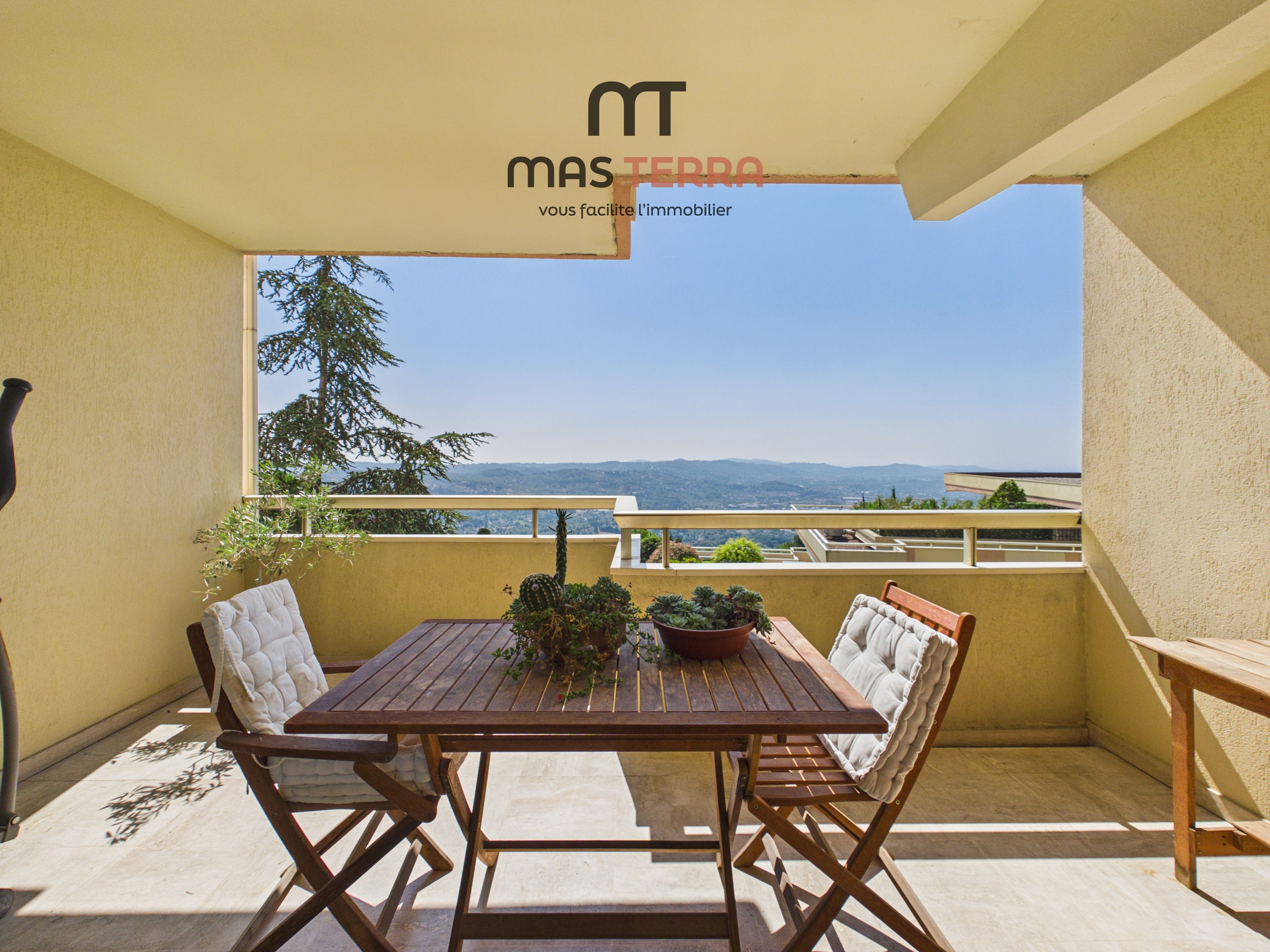 appartement 3 pièces - 71m2 à Grasse (06130)