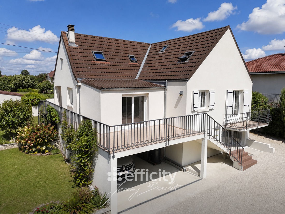 maison 6 pièces - 165m2 à Niort (79000)