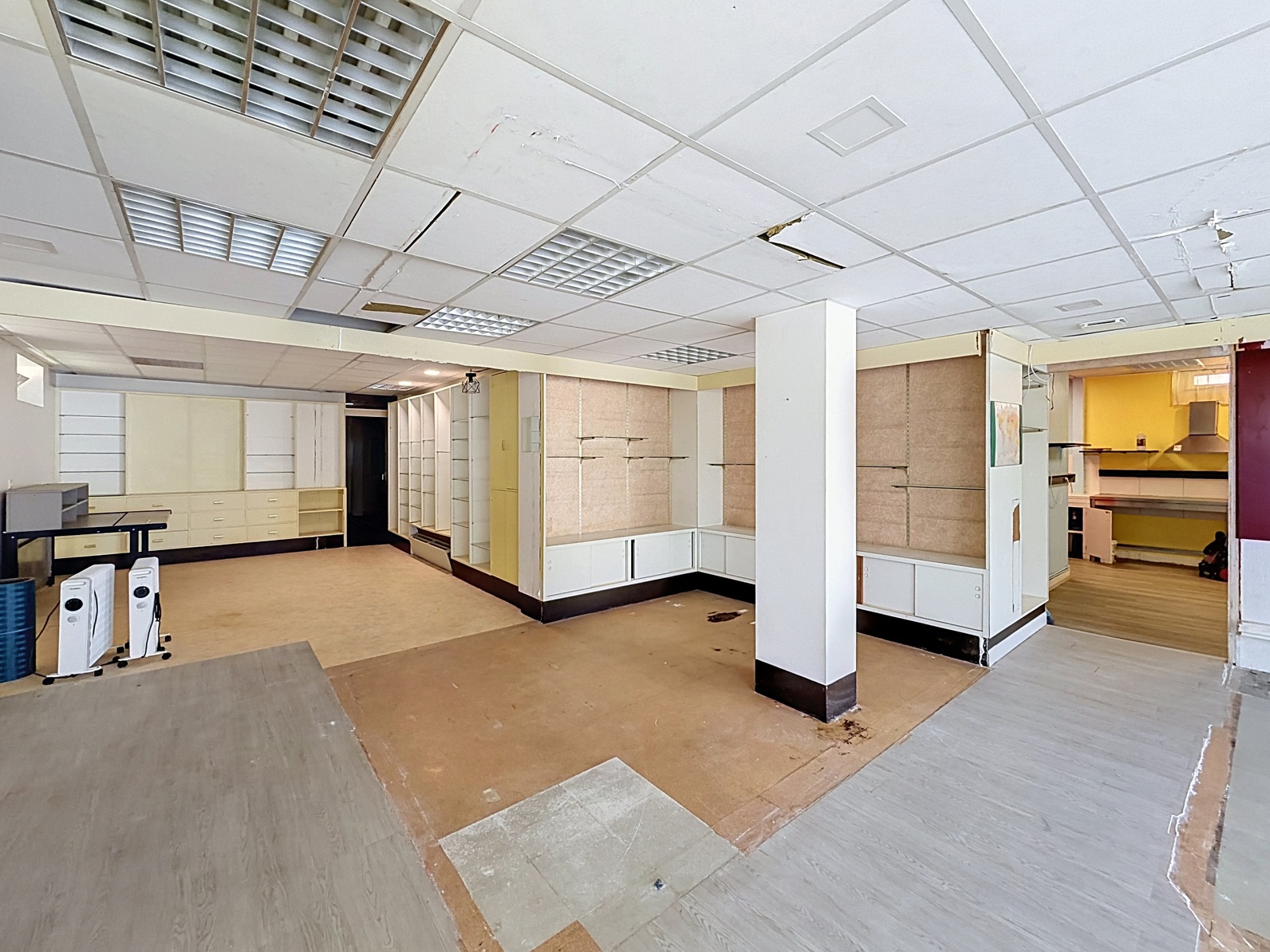 local commercial  - 131m2 à Brest (29200)