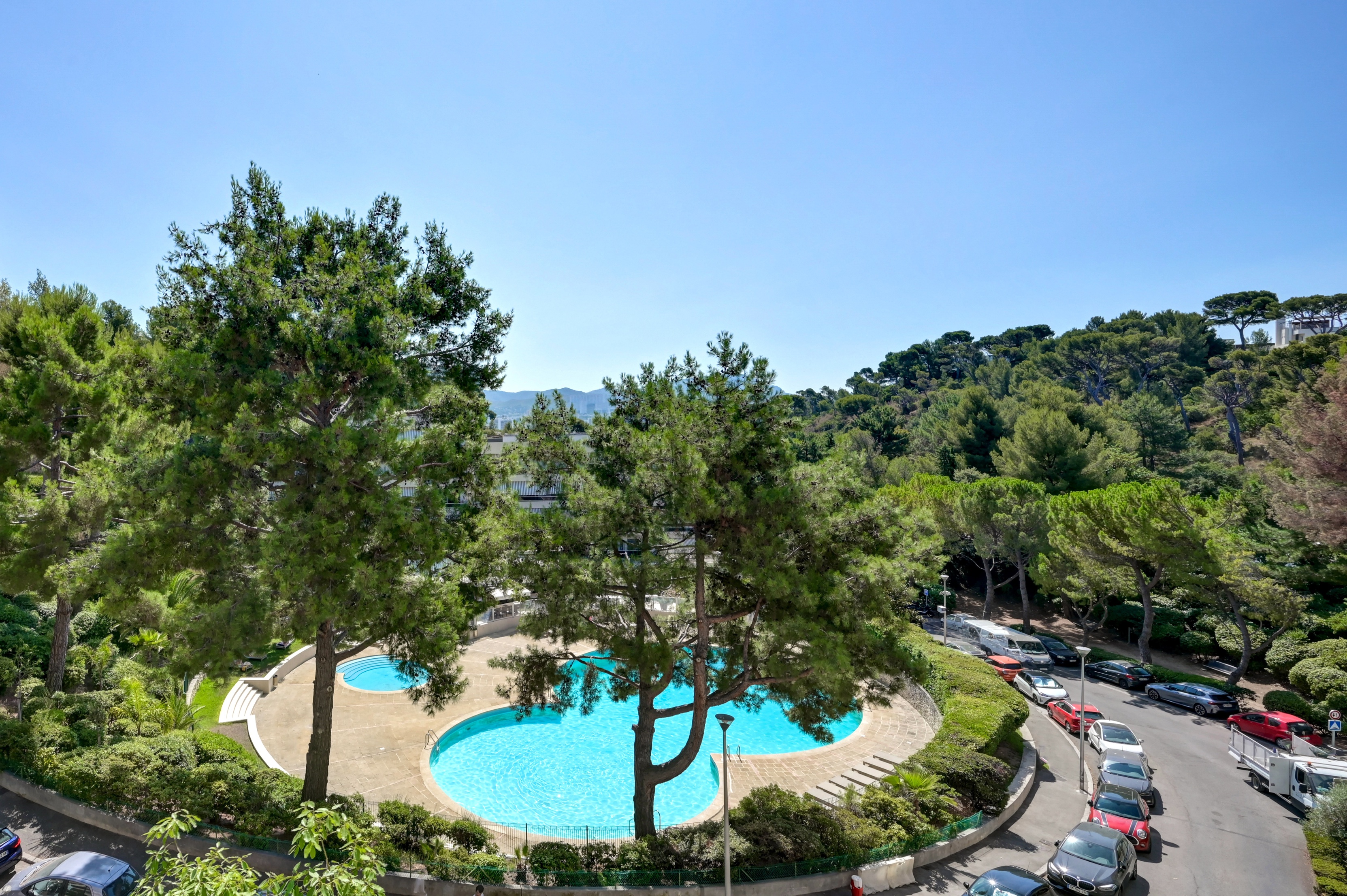 appartement 4 pièces - 93m2 à Marseille (13008)