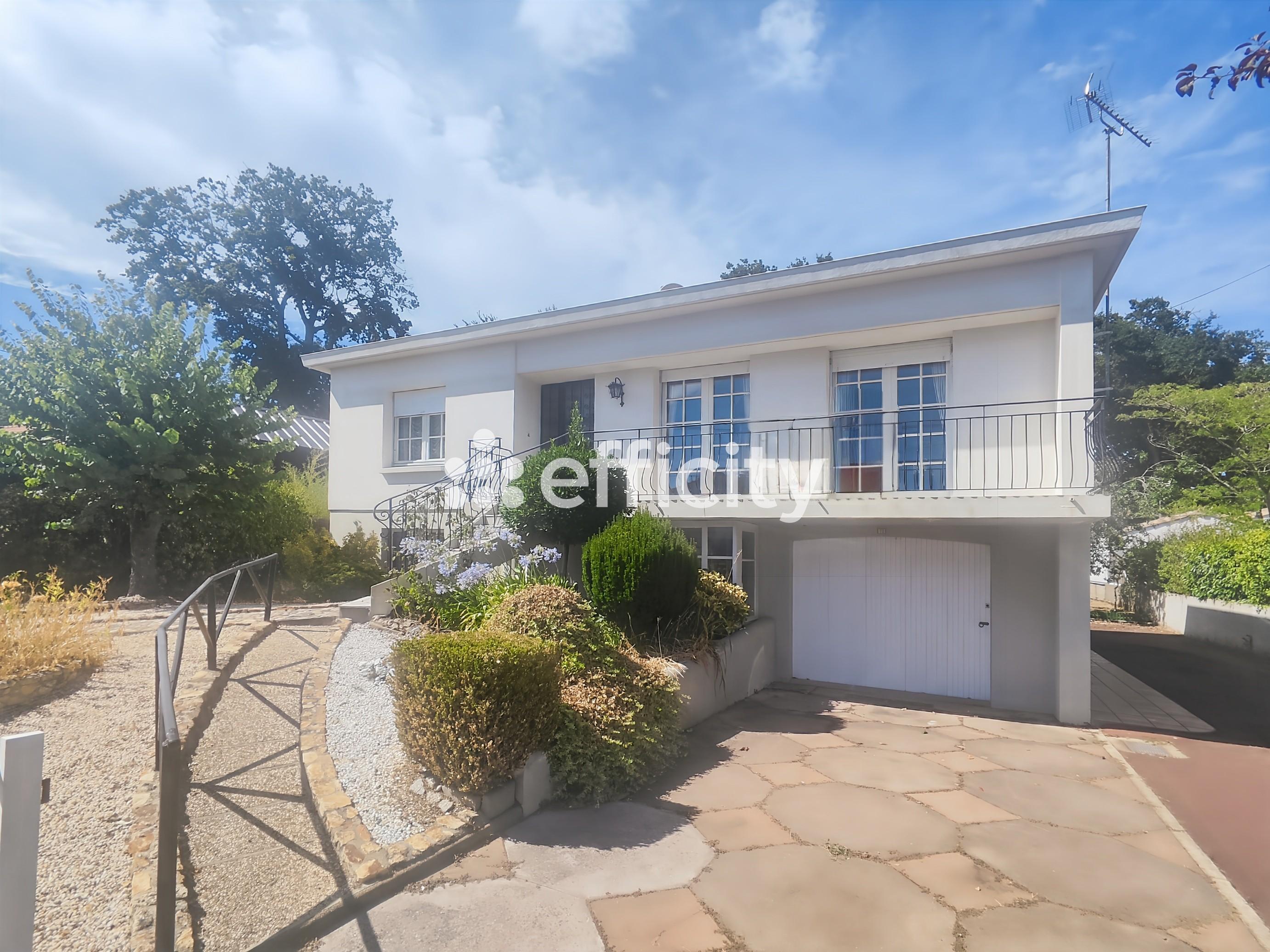 Maison 6 pièces 167 m² · à Challans · 167 m² · 265 000 €