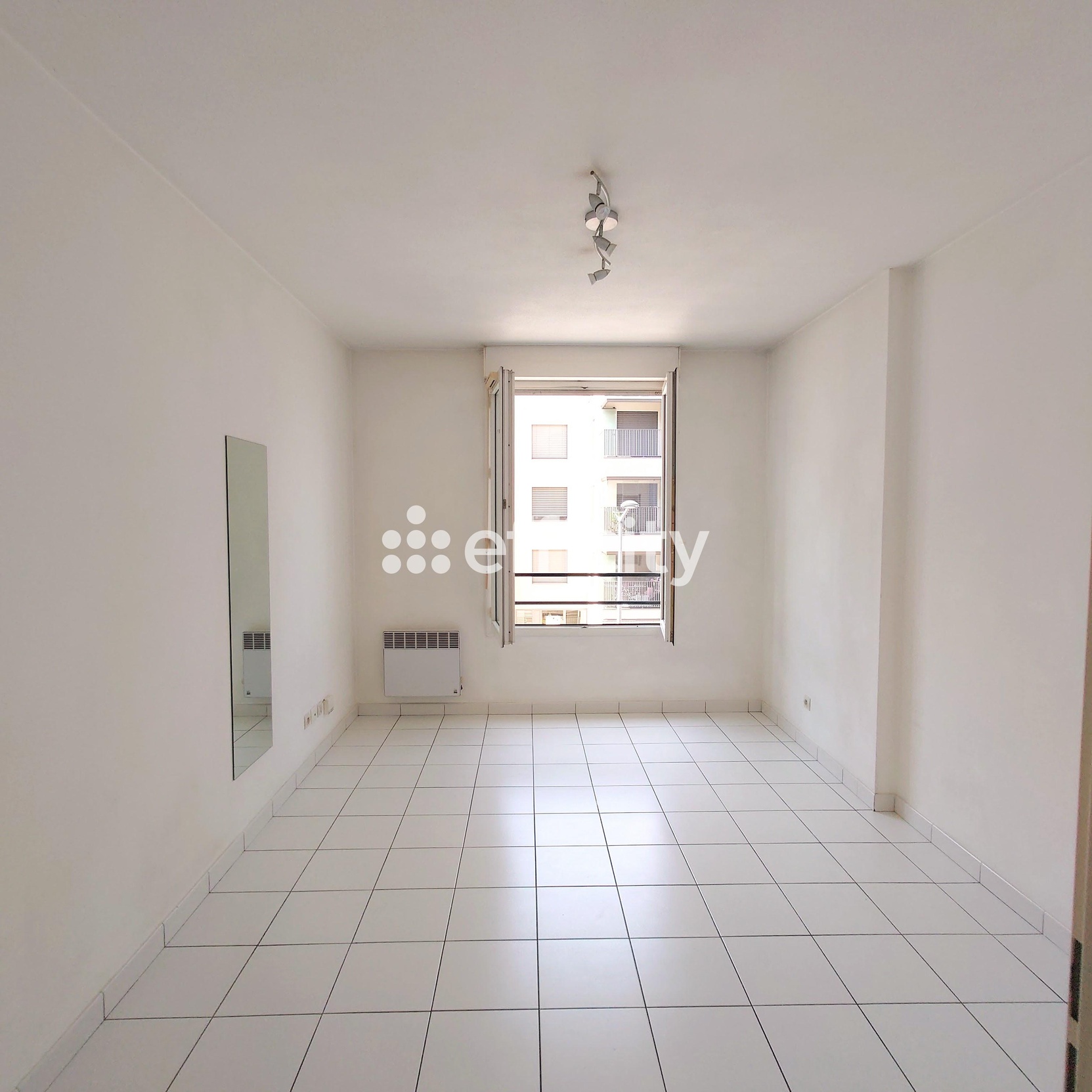 appartement 1 pièces - 18m2 à Lyon (69008)