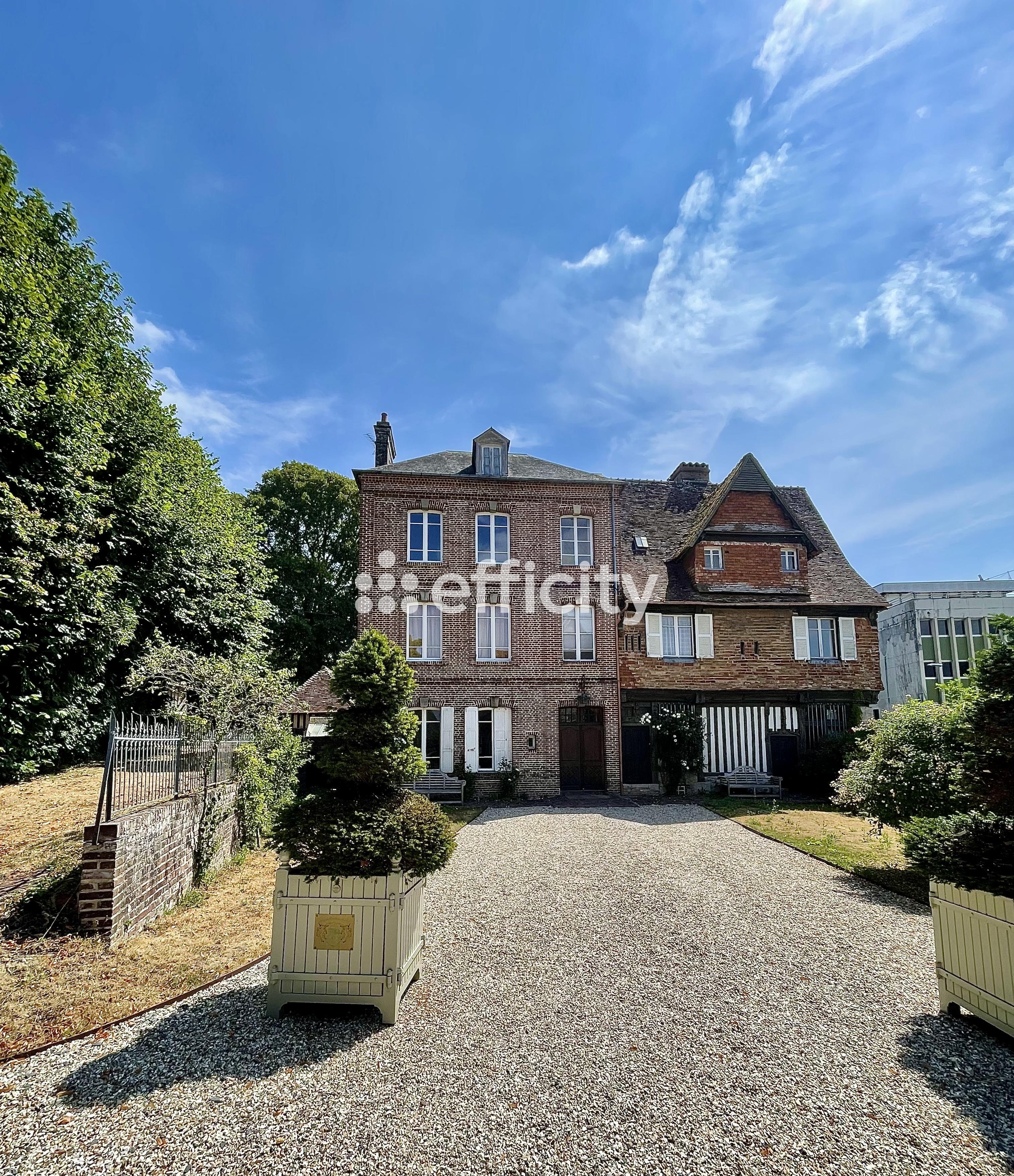 Appartement 2 pièces 80 m² · à Lisieux · 80 m² · 160 000 €