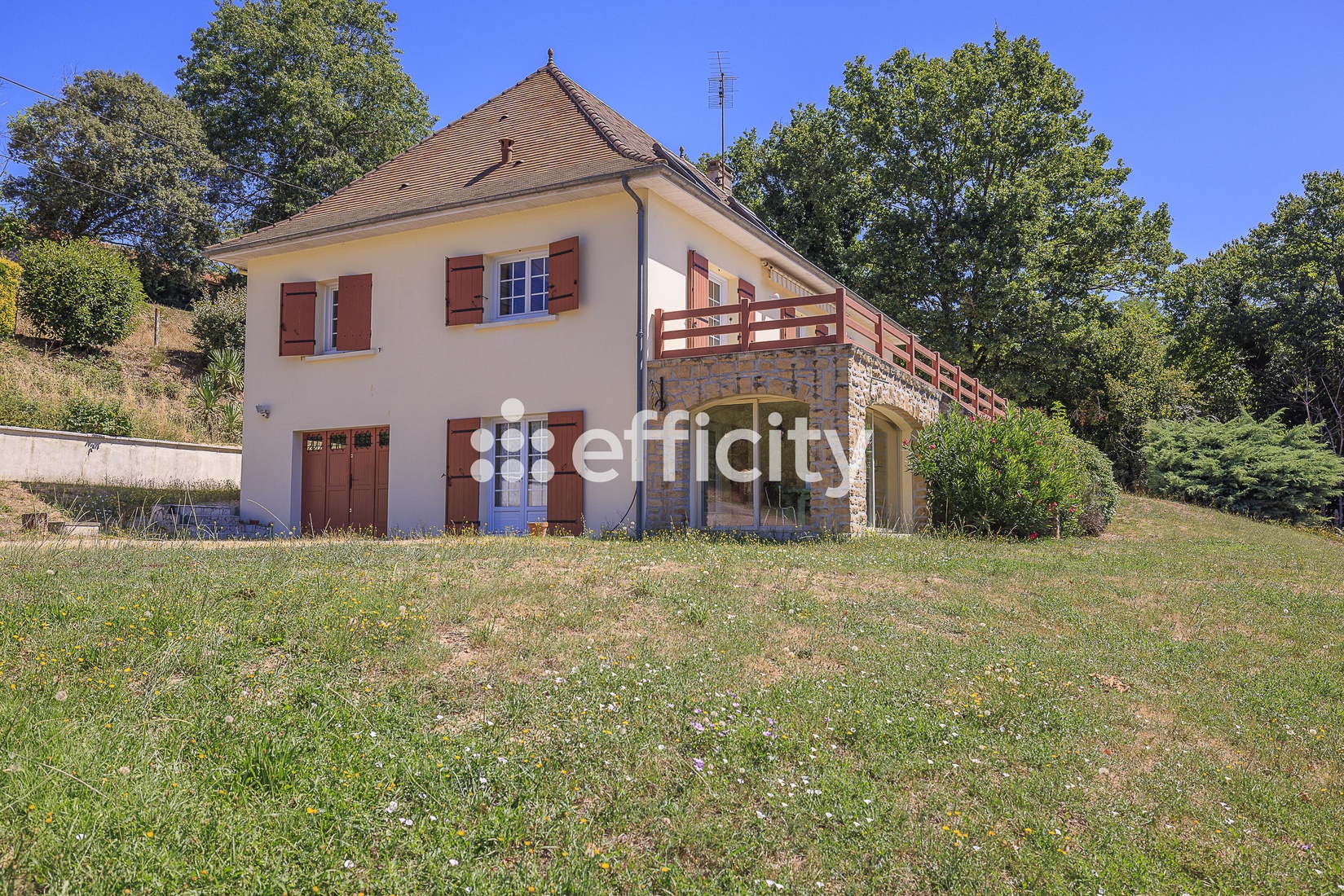 maison 8 pièces - 162m2 à Montpon-Ménestérol (24294)