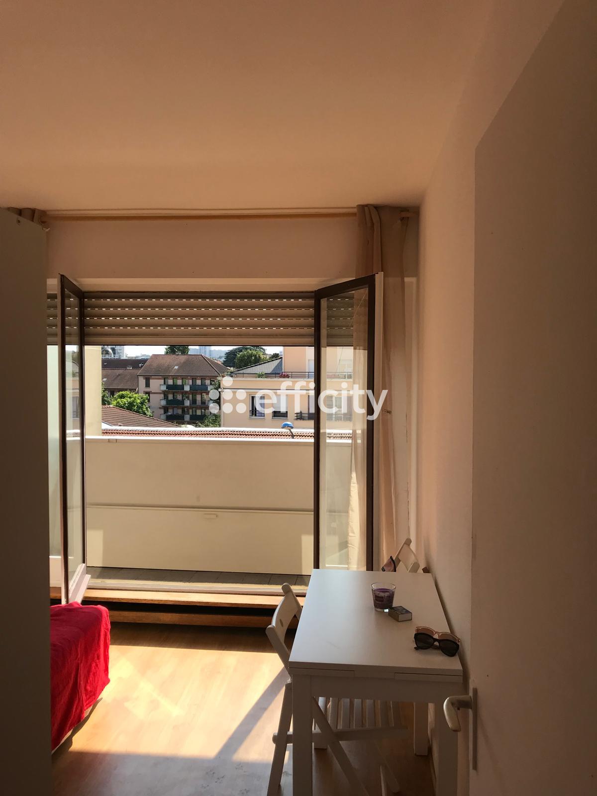 Appartement 1 pièce 13 m² · à Choisy-le-Roi · 13 m² · 97 000 €