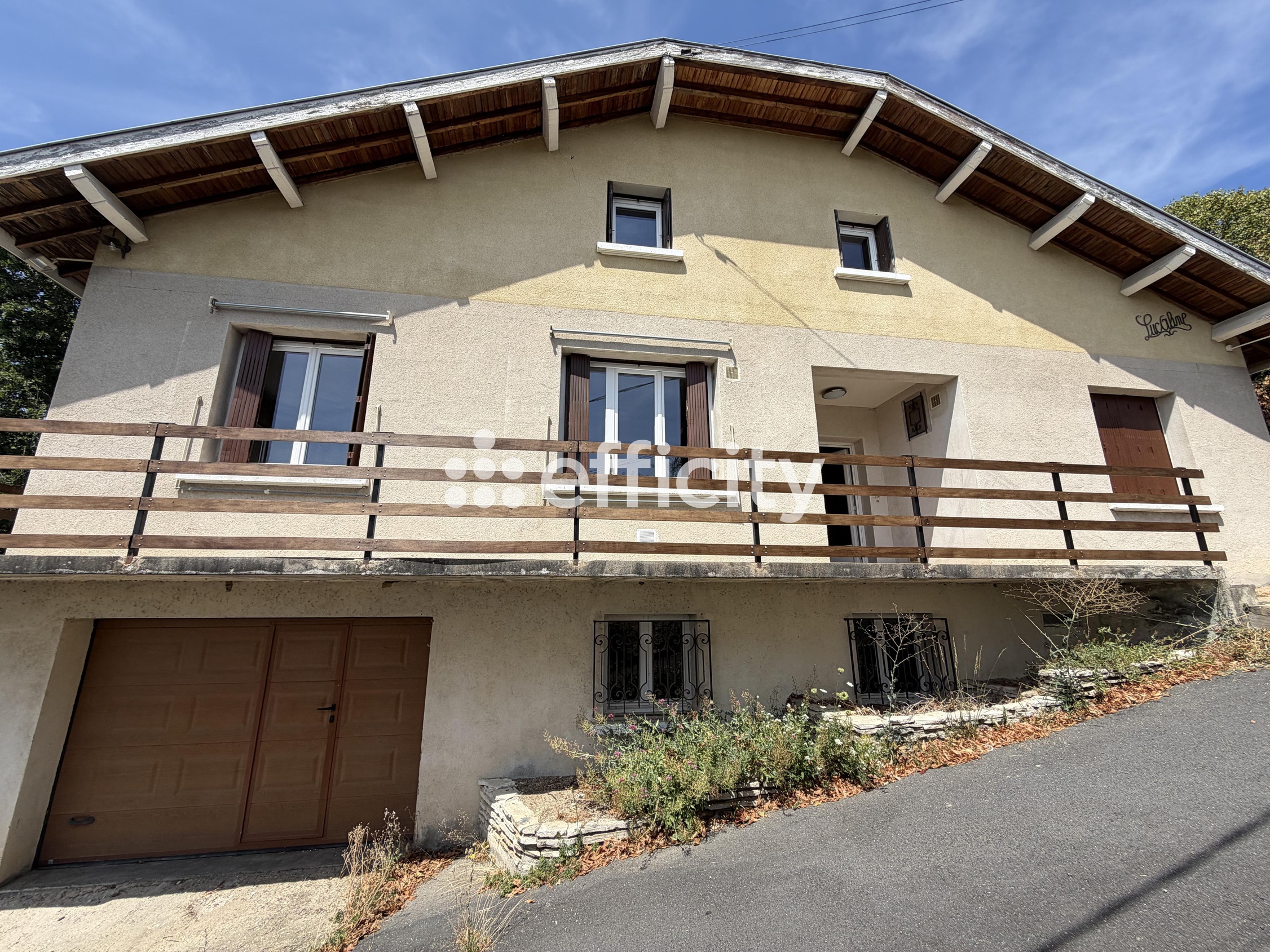 maison 7 pièces - 187,0m2 à Thiers (63300)