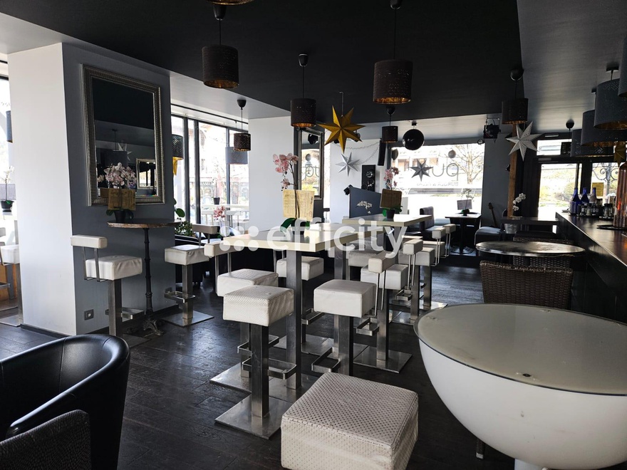 fonds de commerce  - 180m2 à Saint-Gervais-les-Bains (74170)