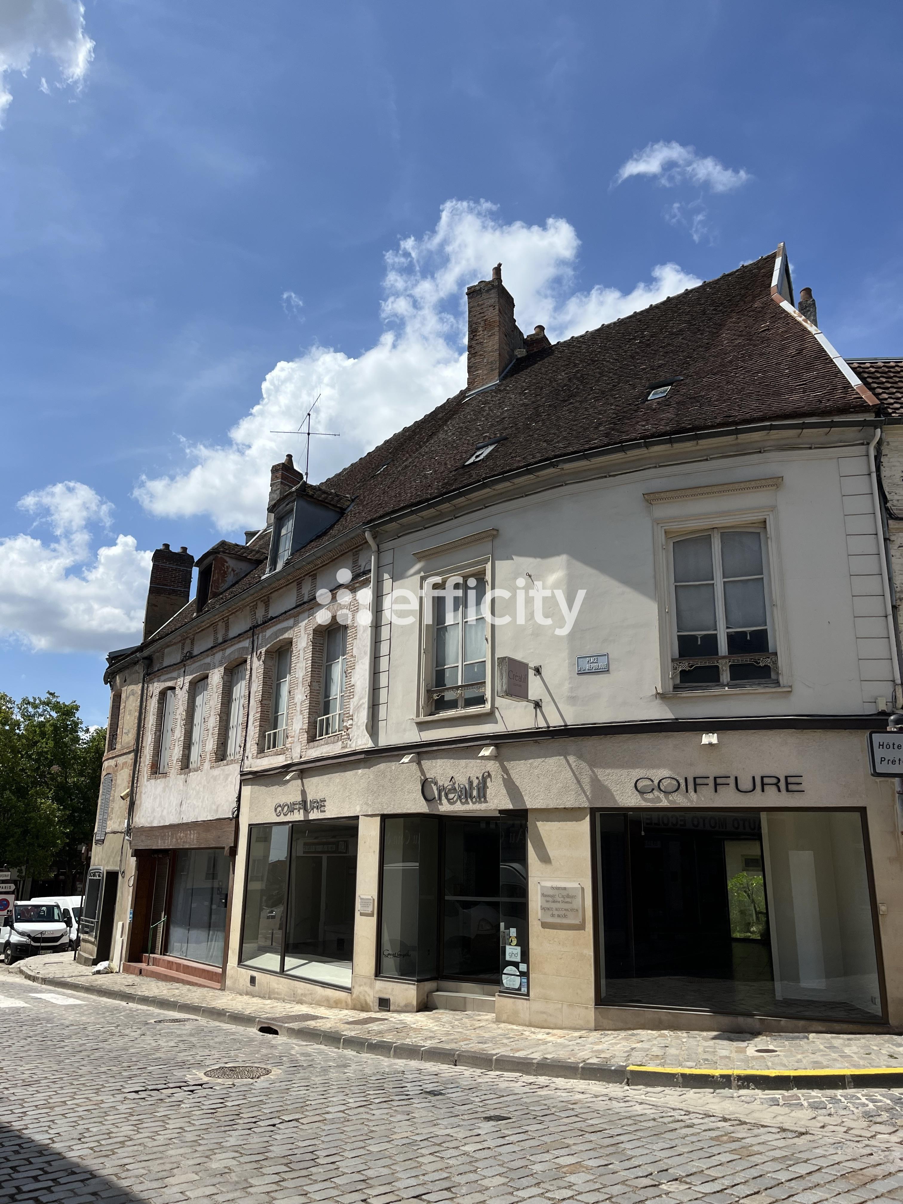 Immeuble 15 pièces 300 m² · à Sézanne · 300 m² · 177 650 €
