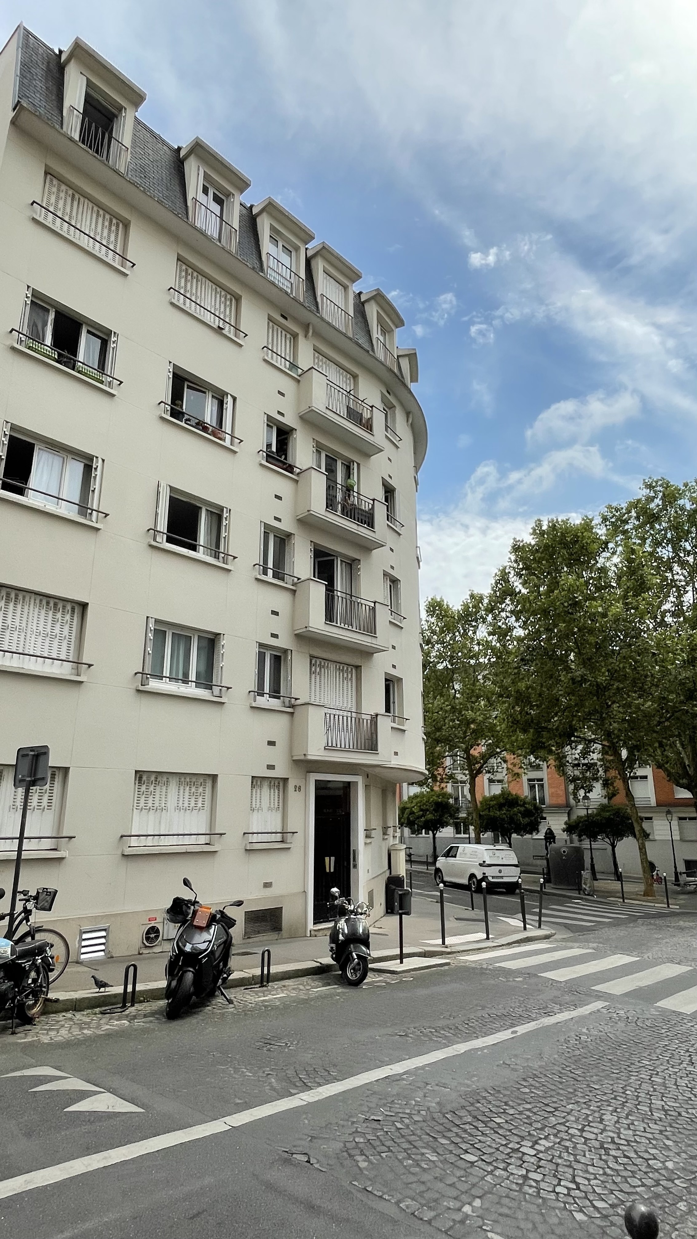 Appartement 1 pièce 24 m² · à Paris · 24 m² · 218 000 €